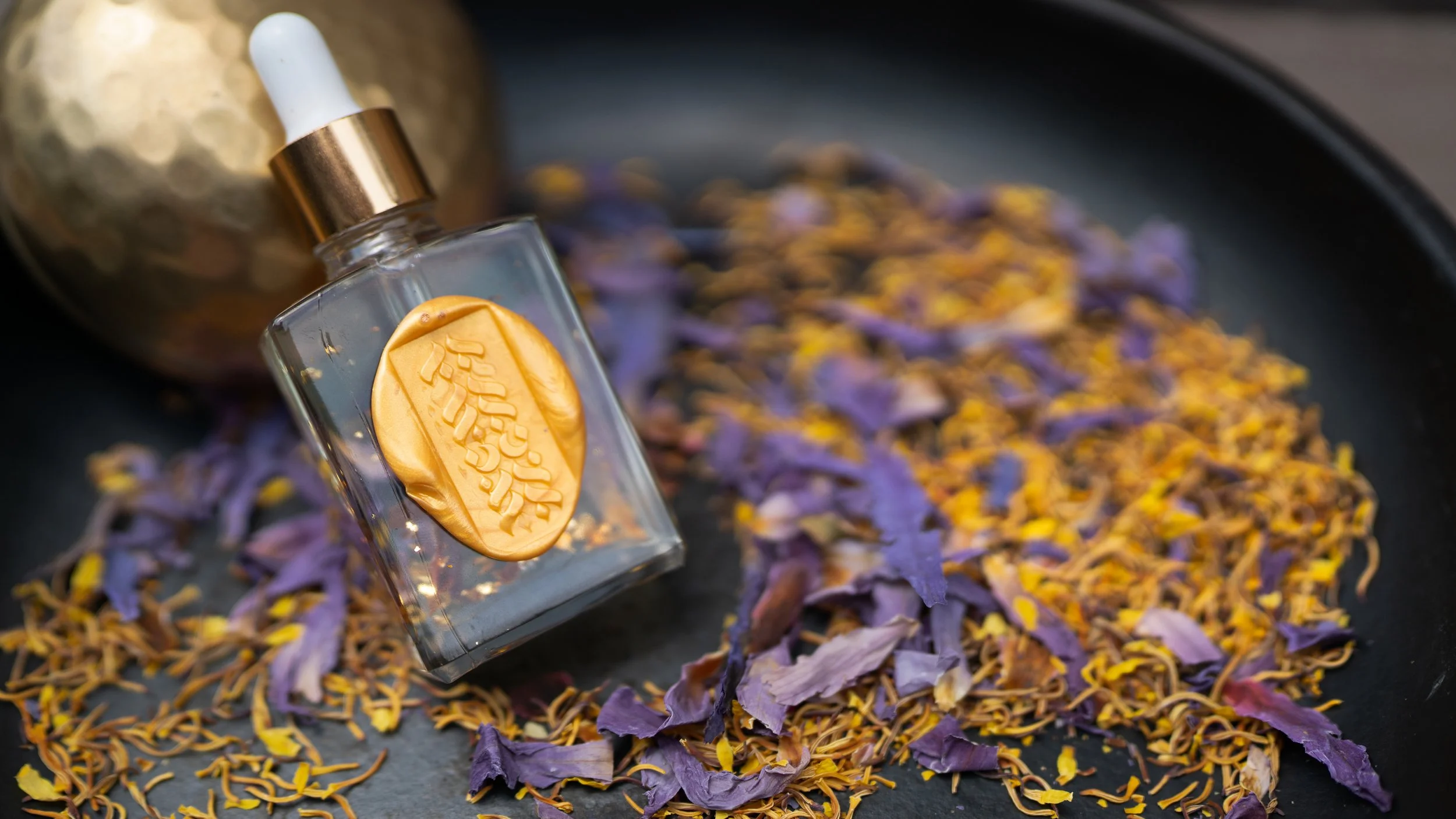 Blue Lotus Nourishing Oil