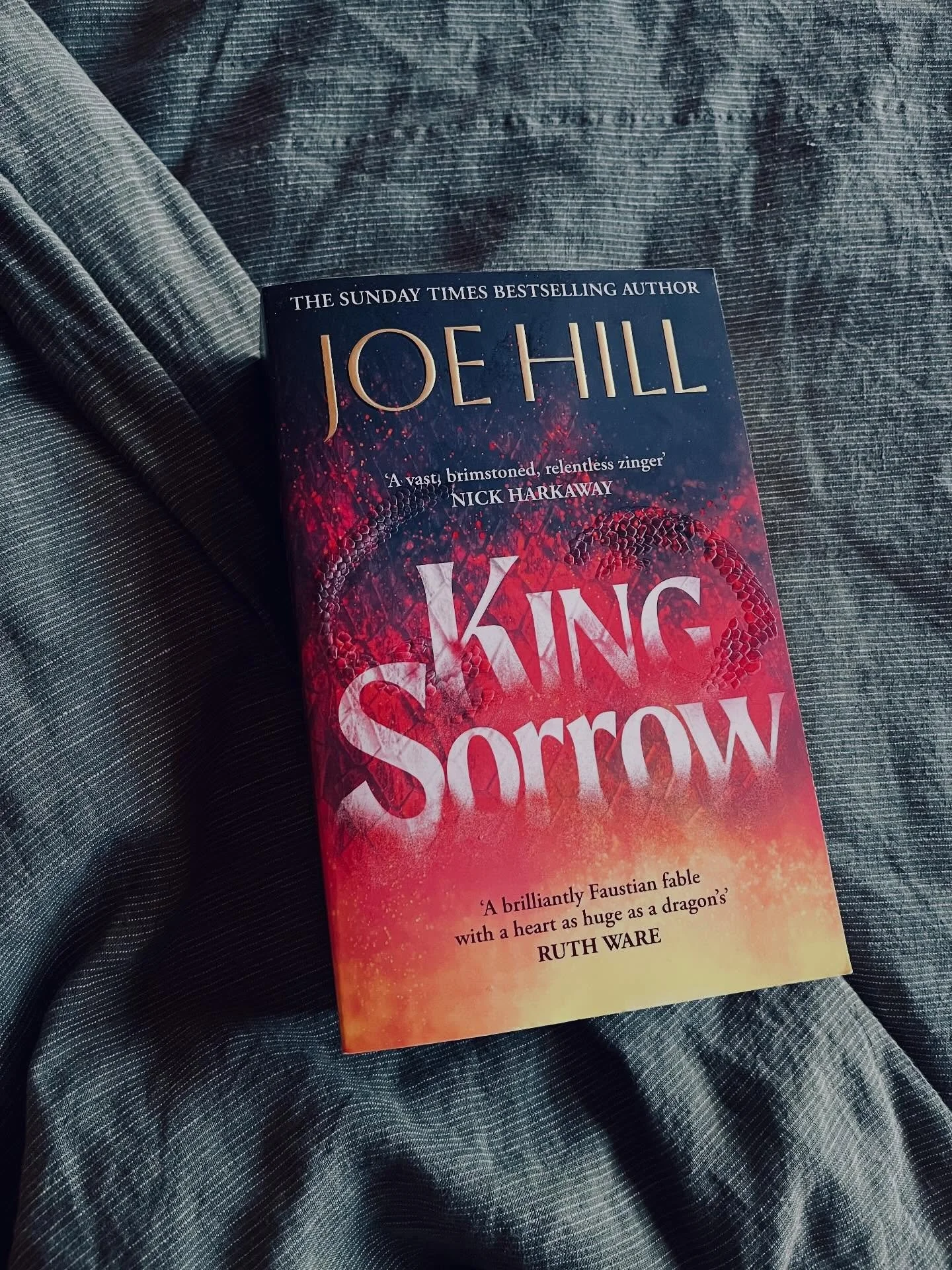 If Stephen King was the narrative voice of your youth (like he was for mine) then you will likely adore every single one of the 877 pages which make up this horror/fantasy epic. Think: ride-or-die friends, cool academic settings, shady characters loo