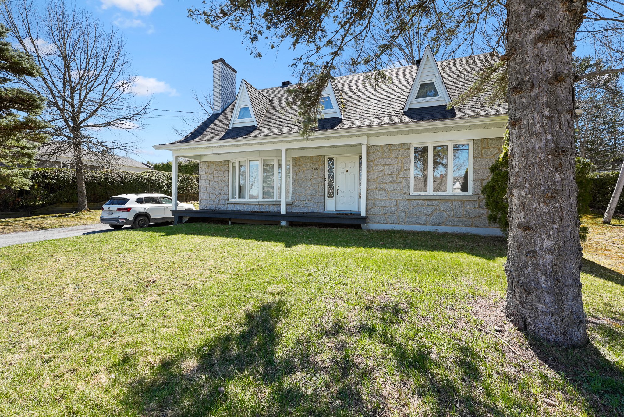 Gabrielle Begin Remax - 1650 10e ave Saint - Georges - Pour Web-3.jpg