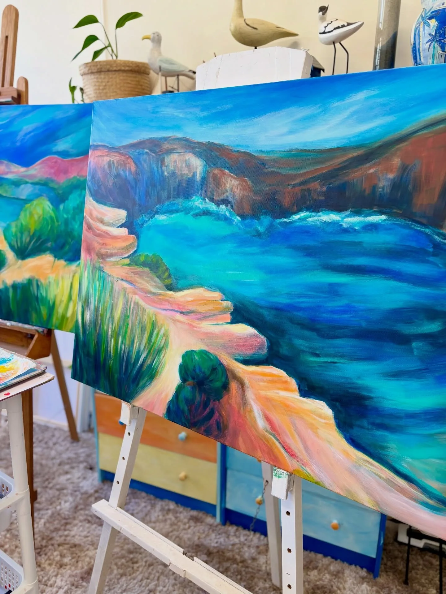Quick studio shot with this large painting today. So nearly there just some final tweaks to do.

I&rsquo;ll be sharing the inspiration behind this collection in upcoming posts.

#semiabstract #abstractlandscapes #landscapepaintings #australianartists