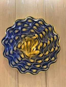 Loom
Sculpture
100 diameter
