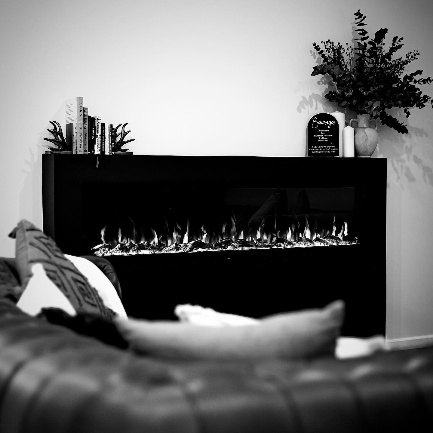 BLACK FRIDAY PROMOTIONS ARE LIVE

Please see terms and conditions for more details. Ends midnight Friday the 29th November.
#blackfriday #promotion #massage #bunbury #spaday #bodyscrub #hydrafacial #sothys #sorhysparis #skincare #vichy #bookingsavail