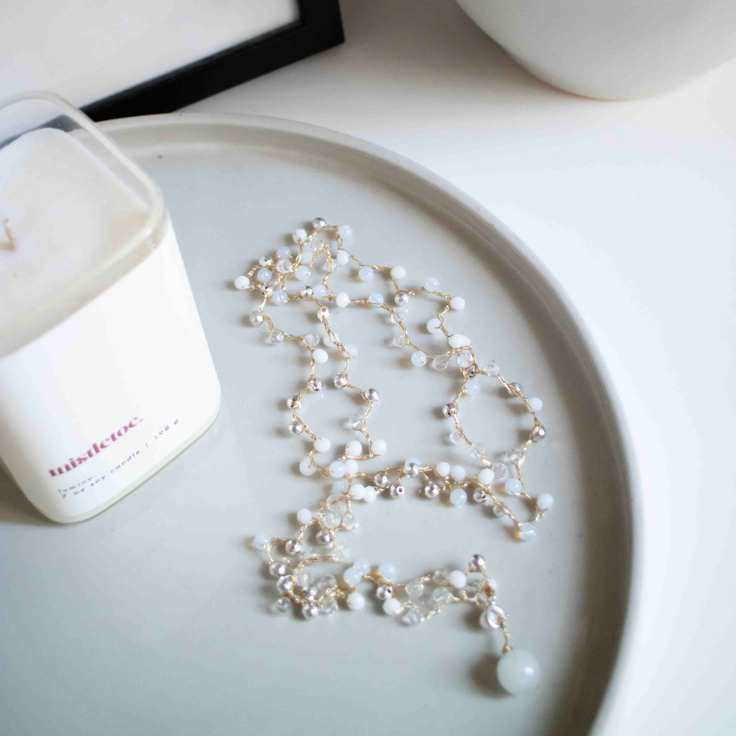 Collana lunga White Lady