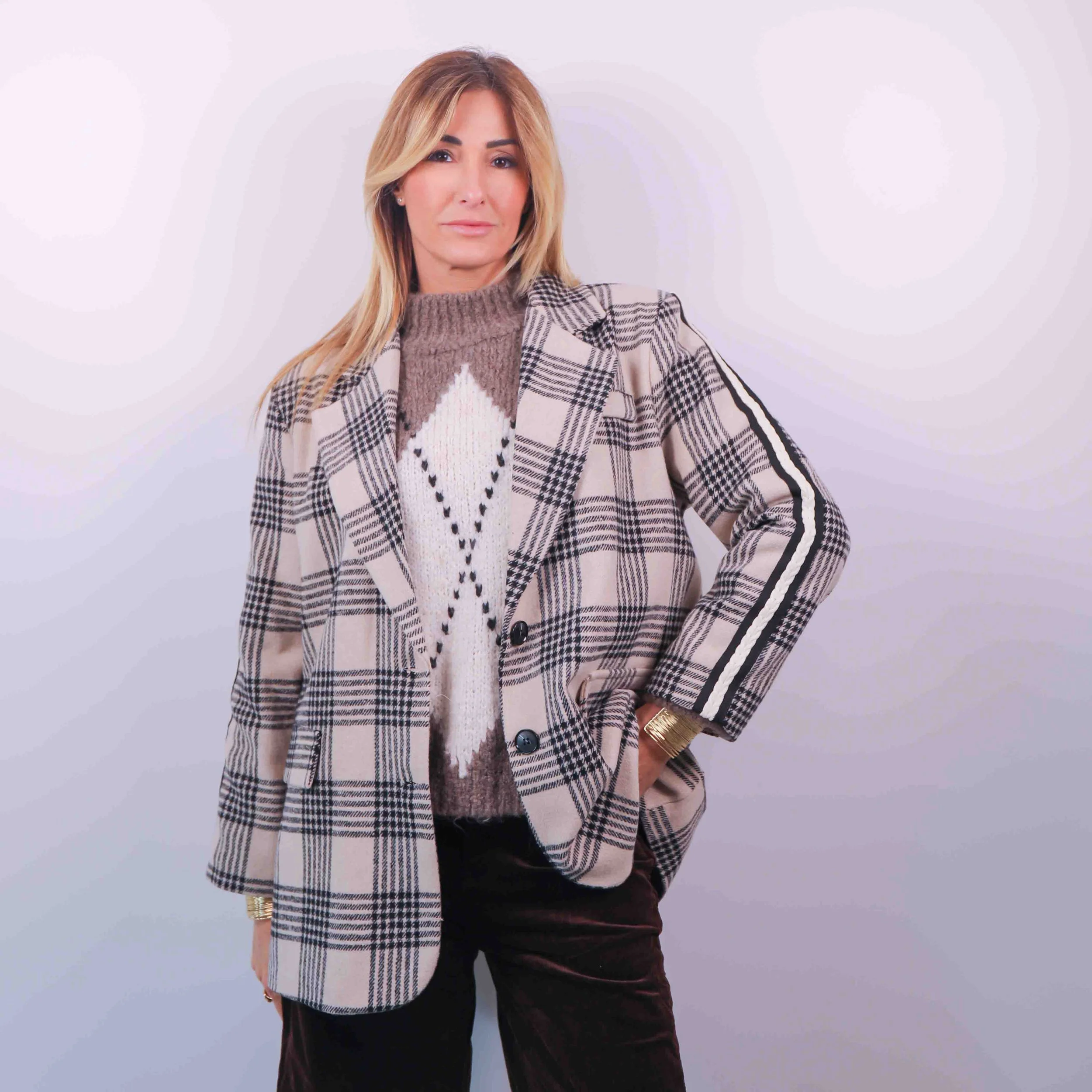 Blazer Scozzese Oversize con Banda Laterale Sporty-Chic | Panna
