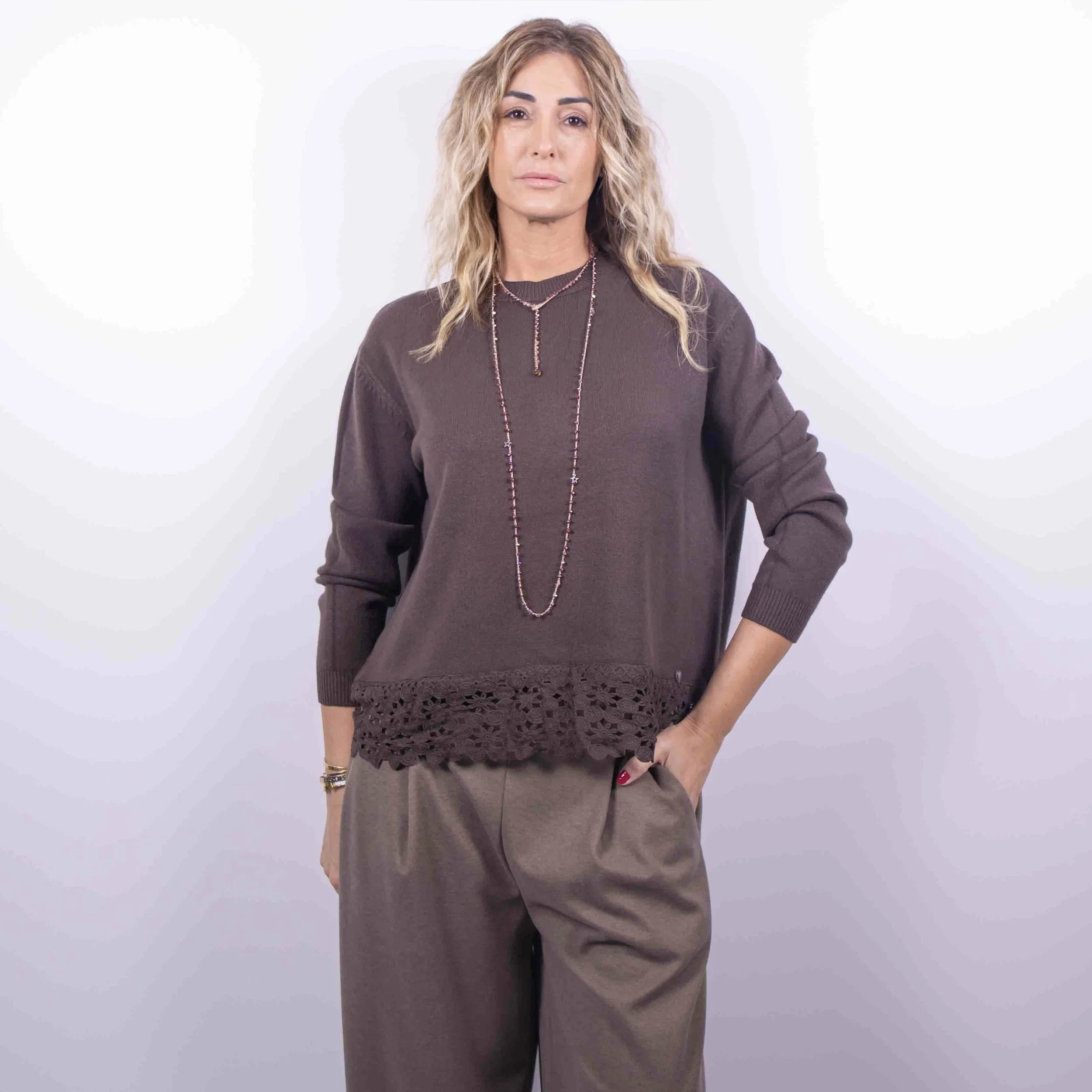 Maglia Gaia con Pizzo | Cioccolato -10%
