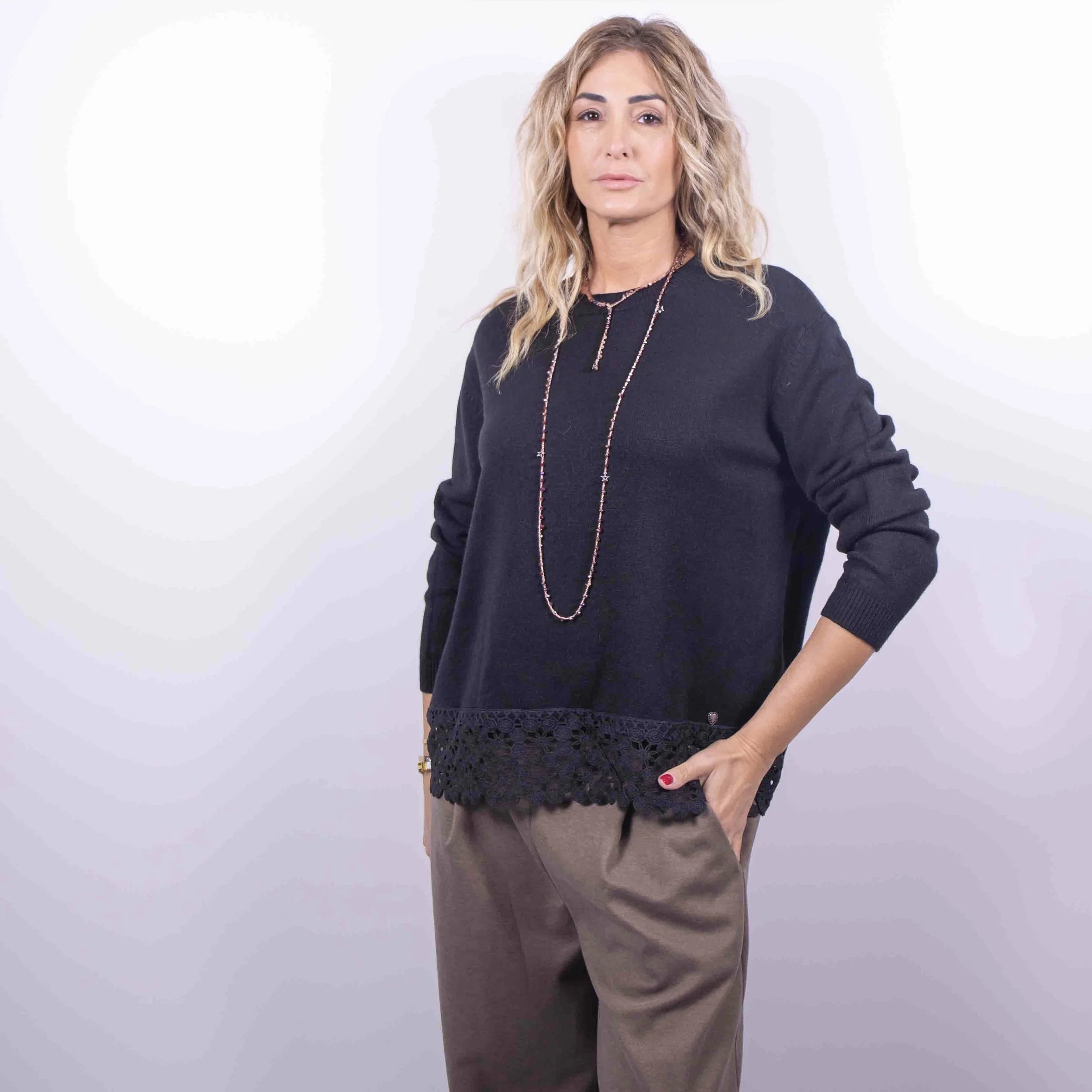 Maglia Gaia con Pizzo | Nero -10%