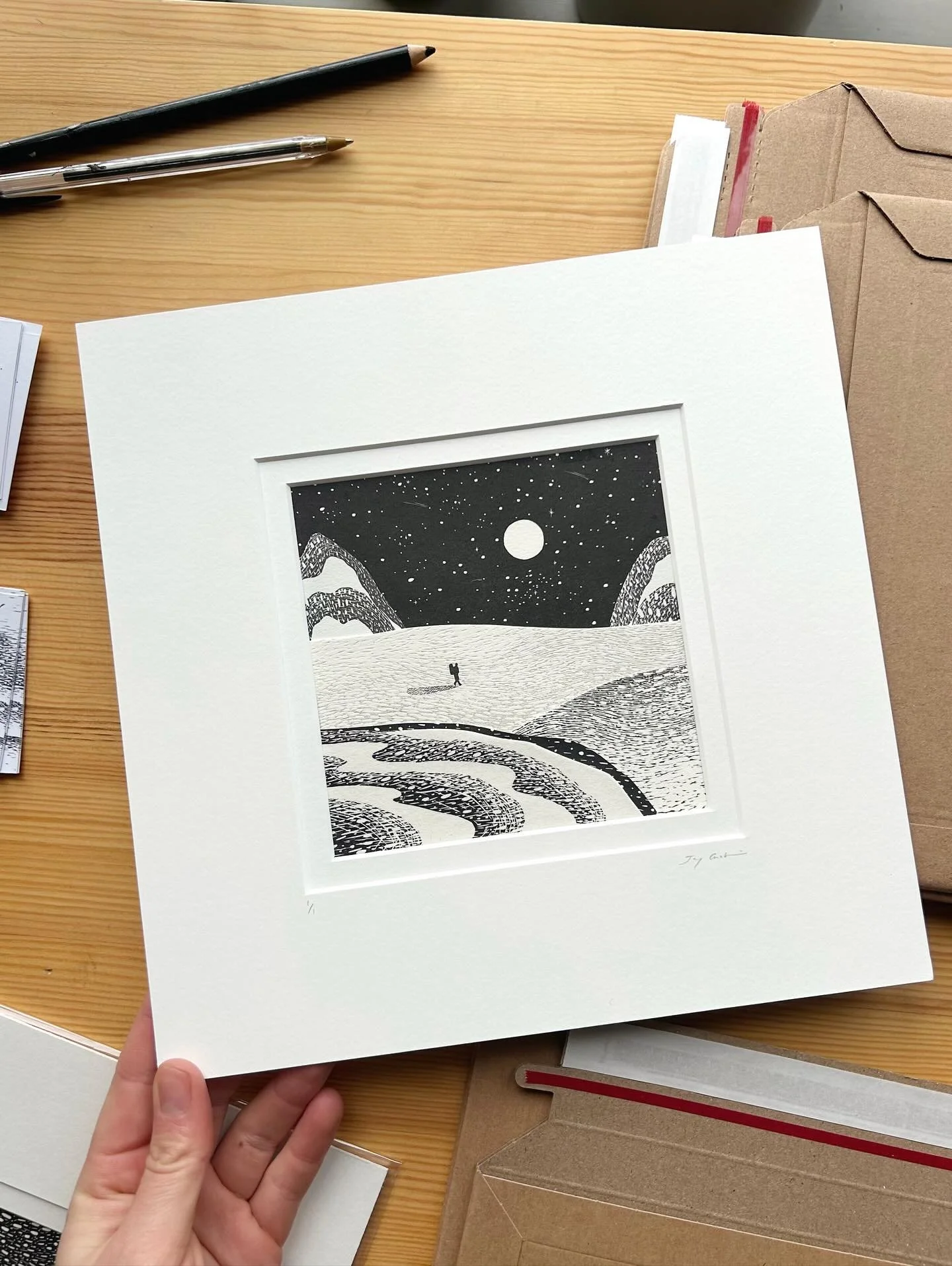 Thanks so much for all your orders this weekend. I&rsquo;m working my way through them now, planning on posting them out in the next couple of days ☺️

#printmaking #woodcutprint #collageart #woodengravingprint #blackandwhitelandscape