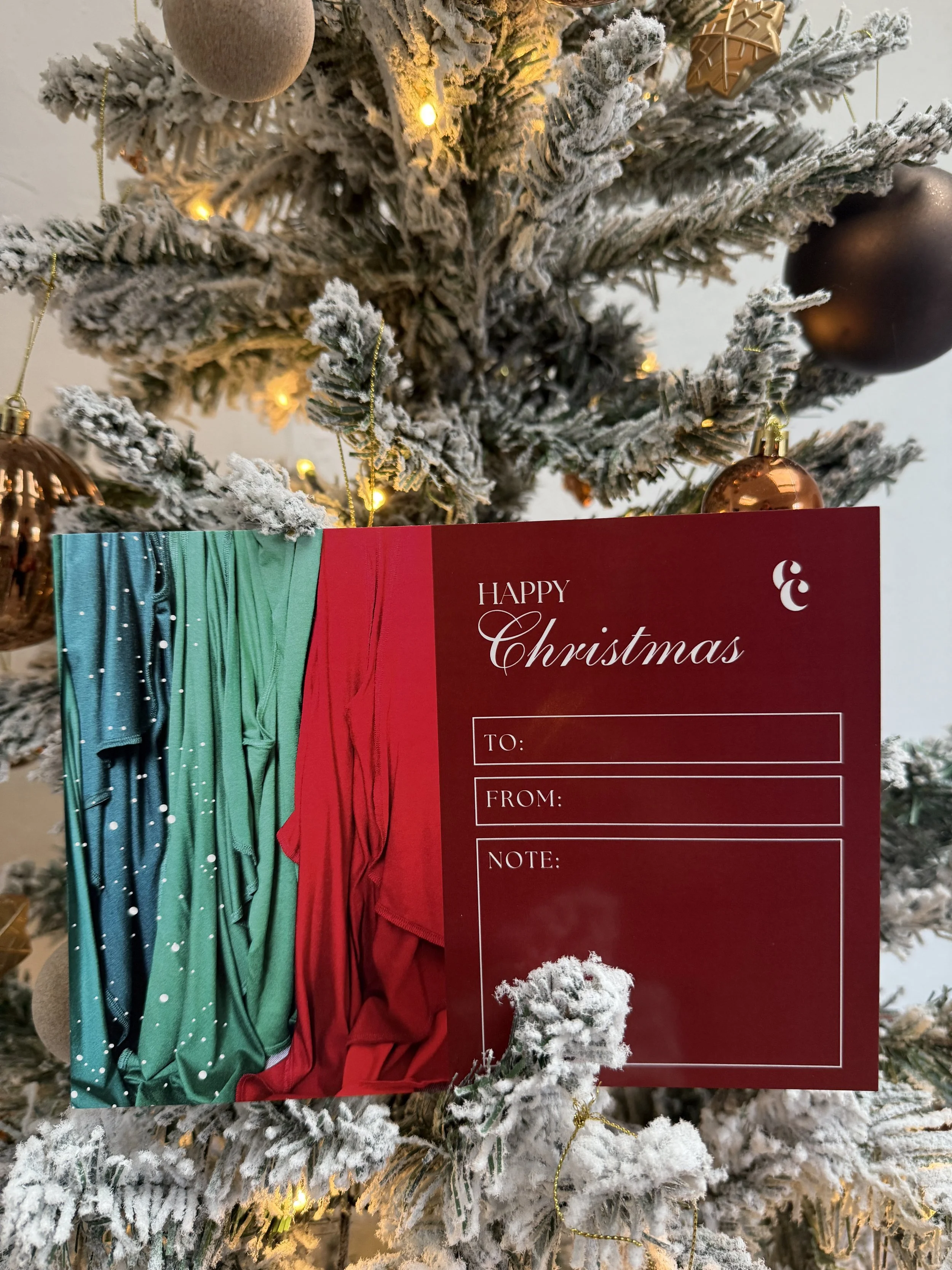 Why Colour Analysis Gift Vouchers Are the Ultimate Present for Your Girlfriend or Partner