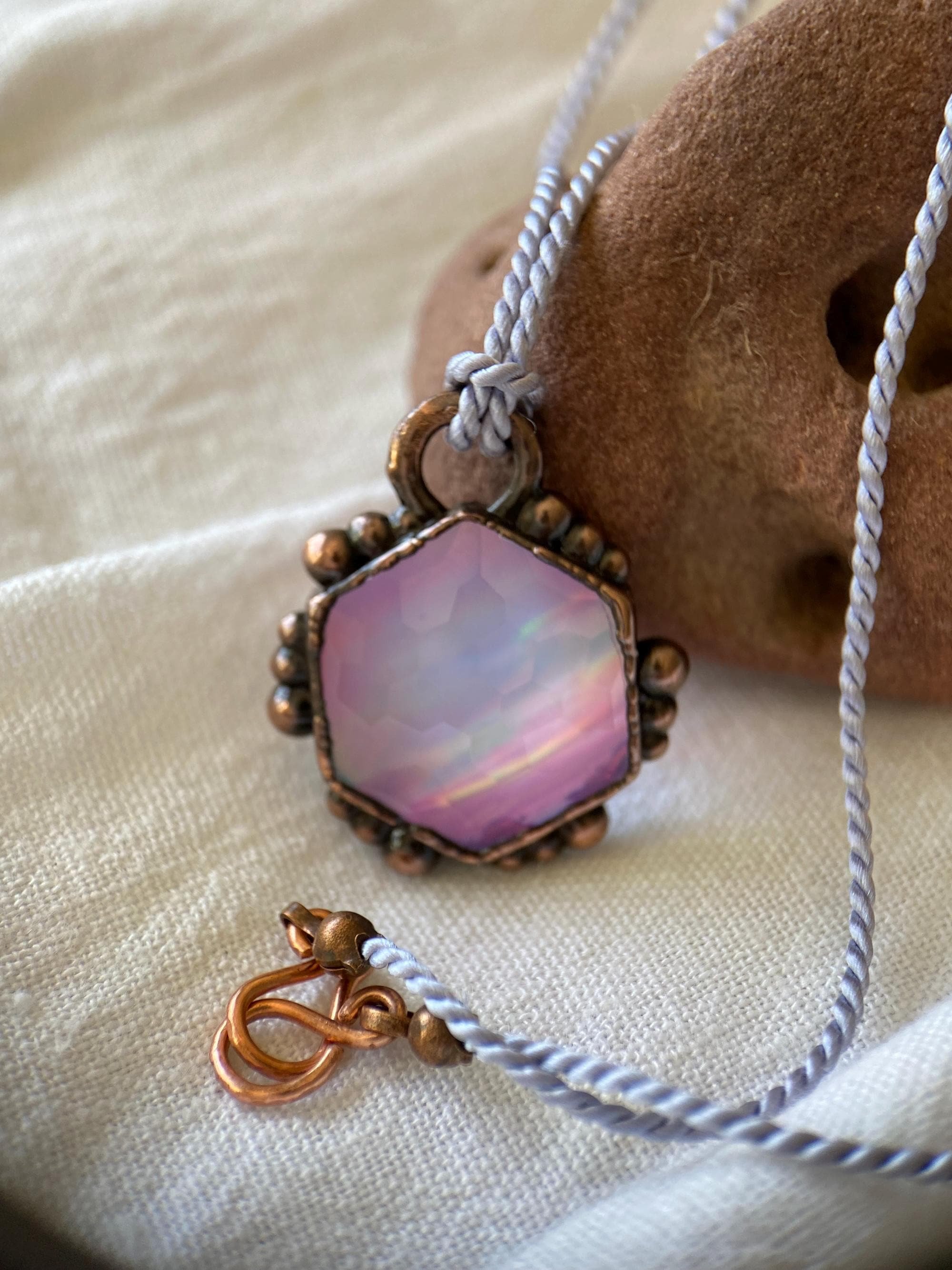 https://i.etsystatic.com/23776379/r/il/259c44/6436852401/il_fullxfull.6436852401_hnjr.jpg