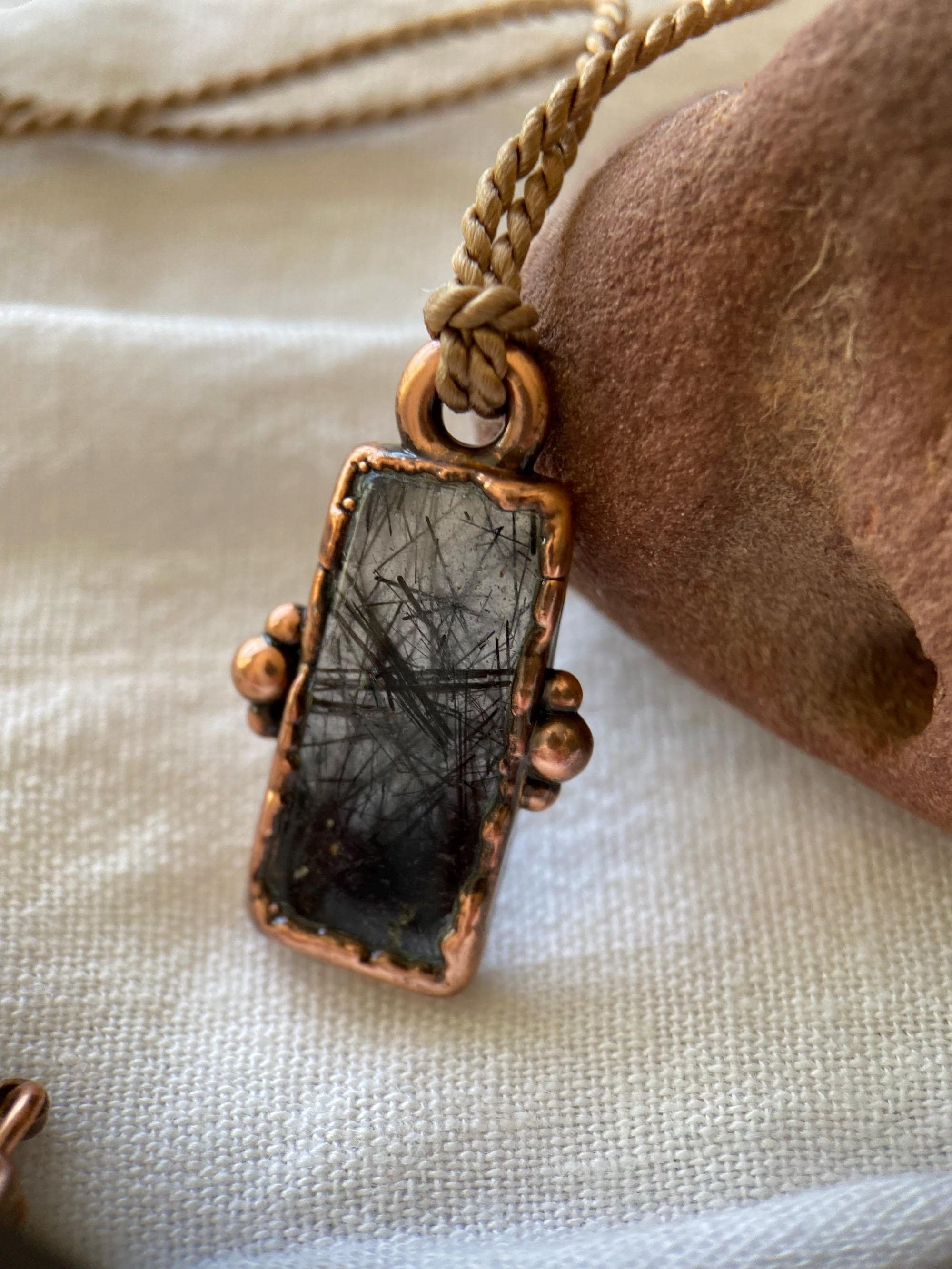 https://i.etsystatic.com/23776379/r/il/4ebcda/6388800442/il_fullxfull.6388800442_htwb.jpg