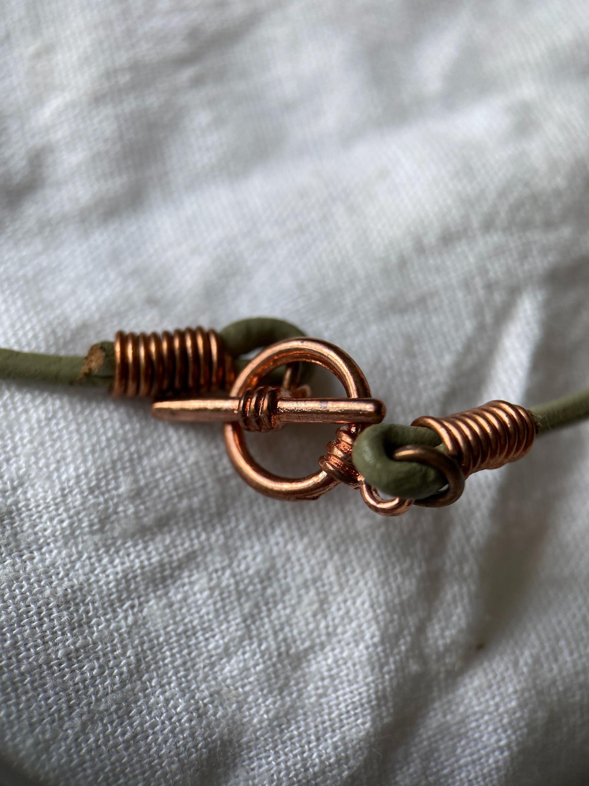 https://i.etsystatic.com/23776379/r/il/21164a/6437185277/il_fullxfull.6437185277_b77v.jpg