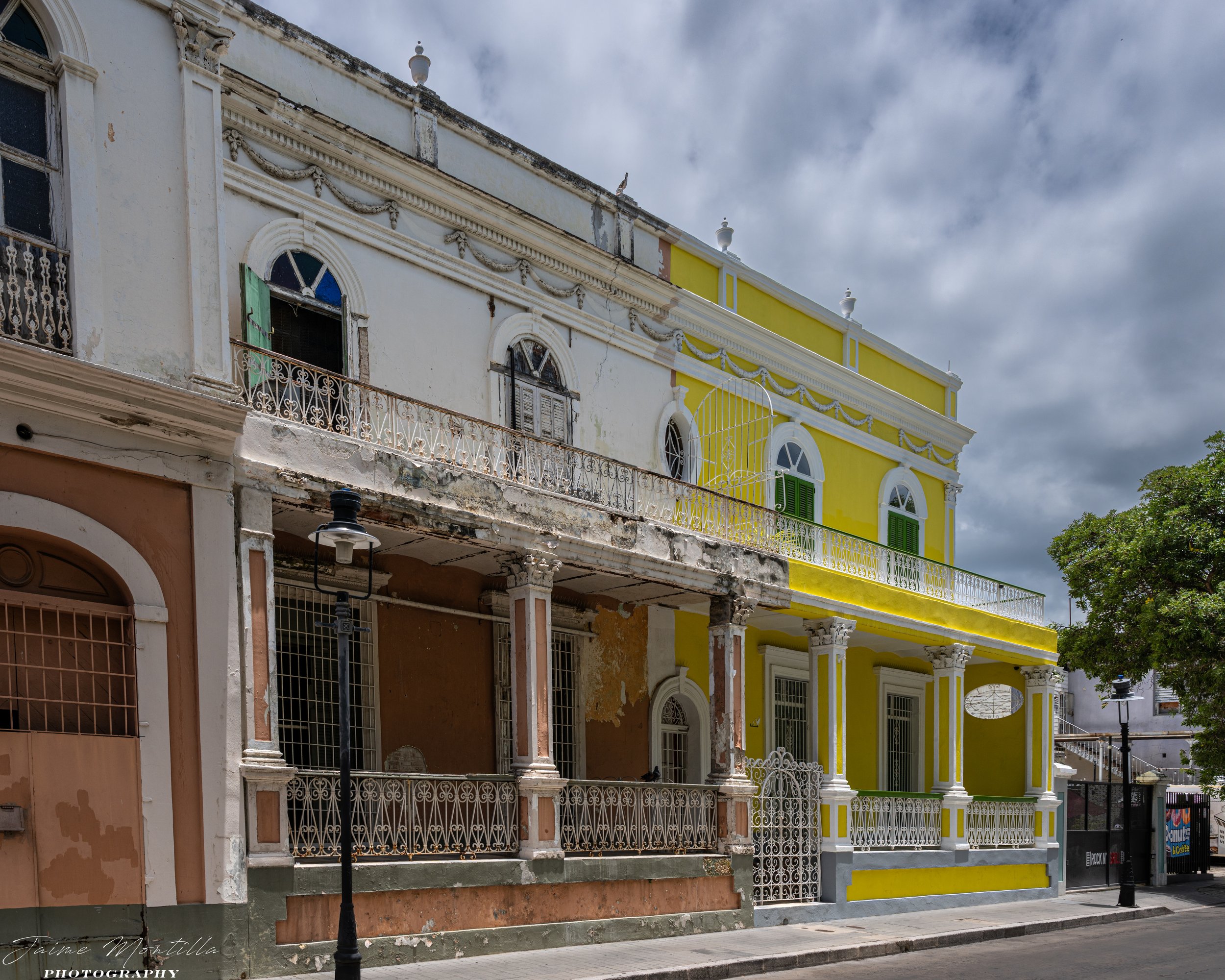 Casas Gemelas/"Twin Houses" - Ponce, 1898 design for Luis Demetrio Casals Suarez (1860-1920) and his wife Ana Besosa, later their son Luis Casals Besosa (1891-1979) and his wife Carmen Inés Subirá Barnés.