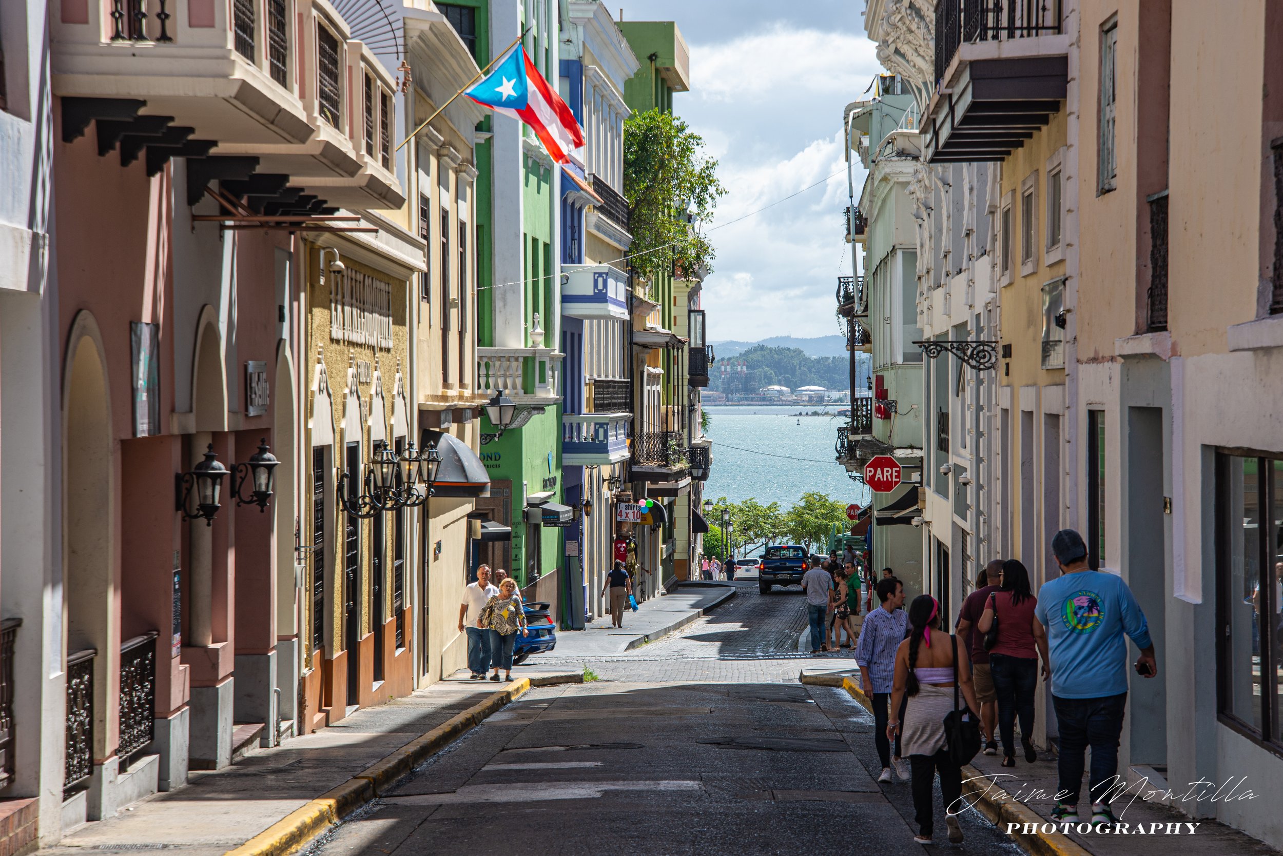La Mallorquina Restaurant, established in 1845 at Calle San Justo.