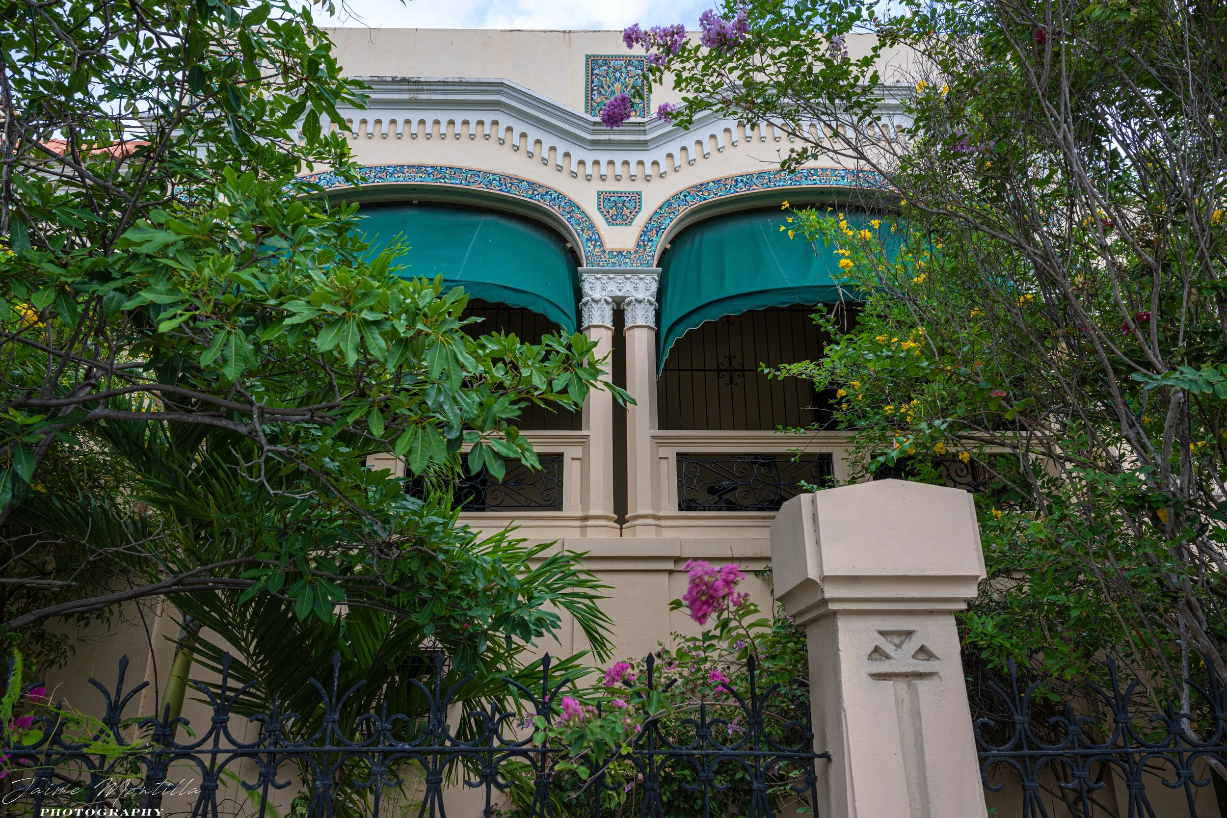 Casa Vidal Gilet side balconies, Ponce - 1930