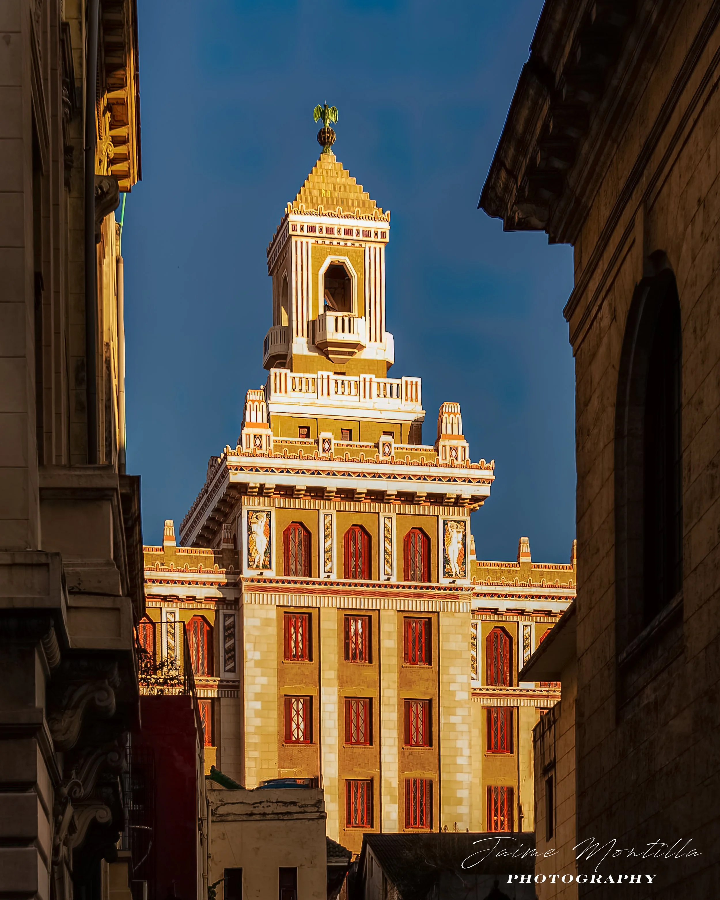 Bacardi Building - Havana, built in 1924 design by architects Esteban Rodríguez-Castells and Rafael Fernández Ruenes