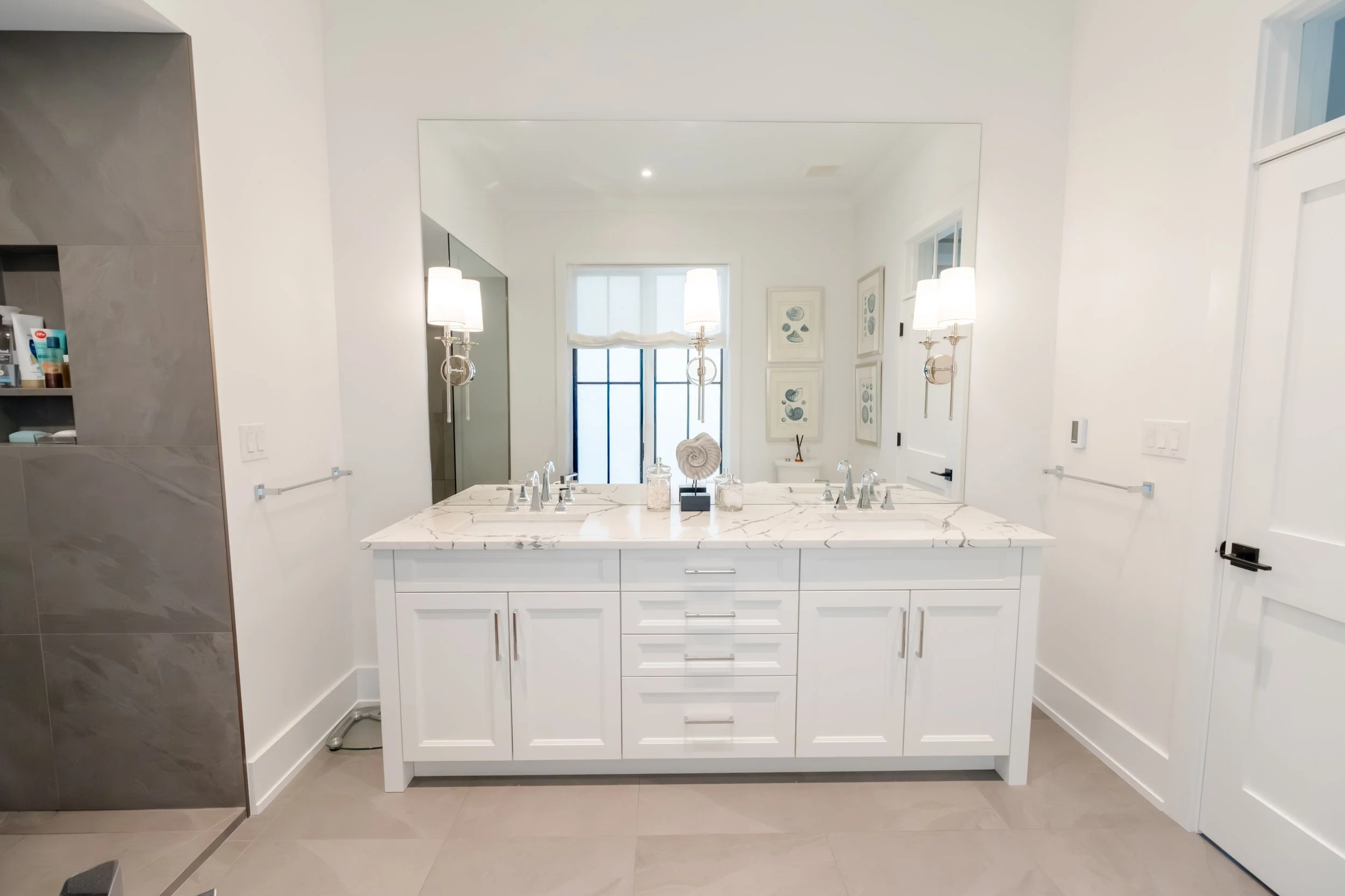 Oct29_2025_Ellis-Colwell_Ensuite_18.jpg