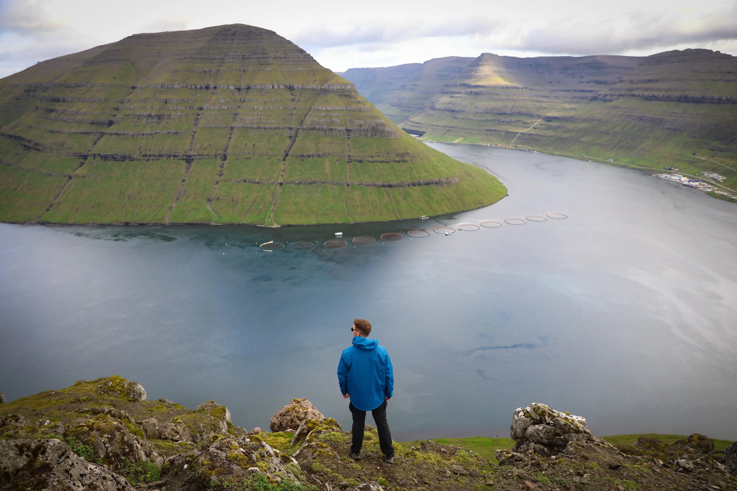 klakkur faroe islands mountain ridge hike