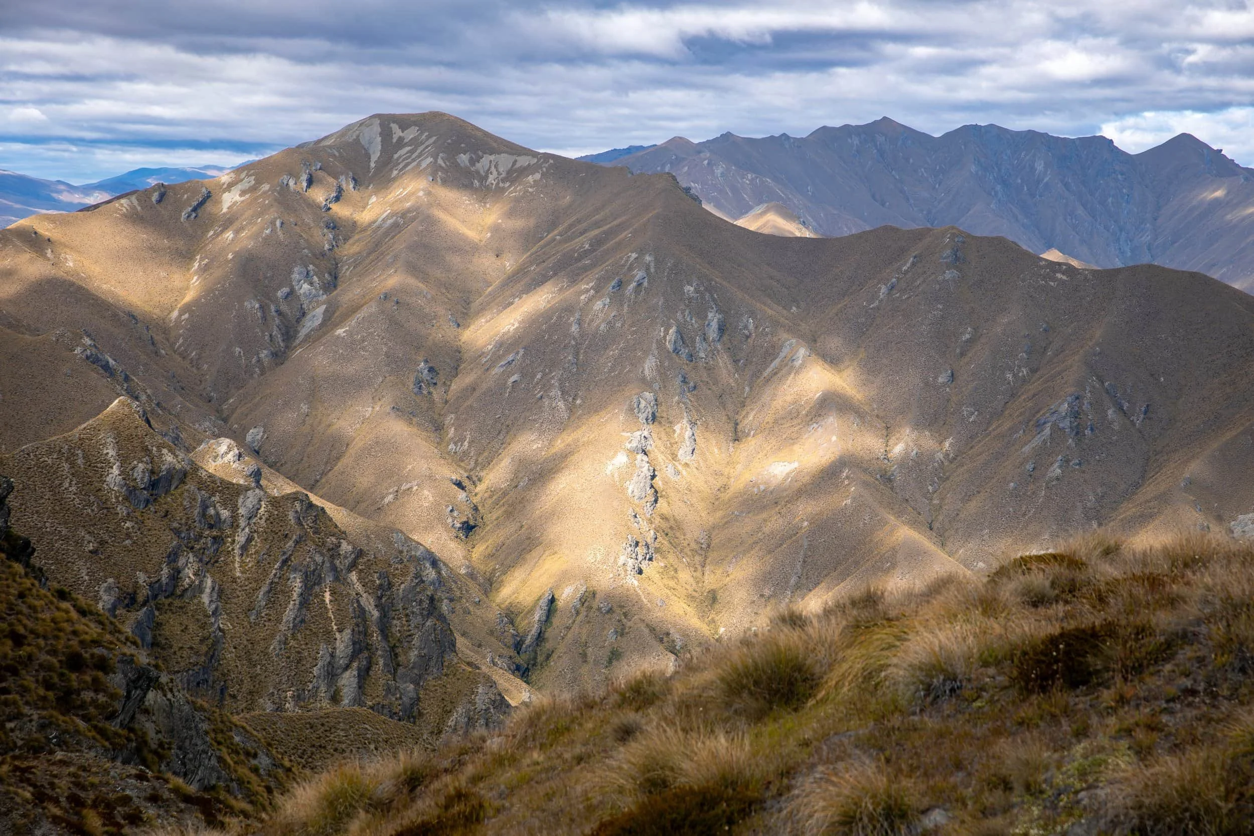 Roys Peak Hike new zealand