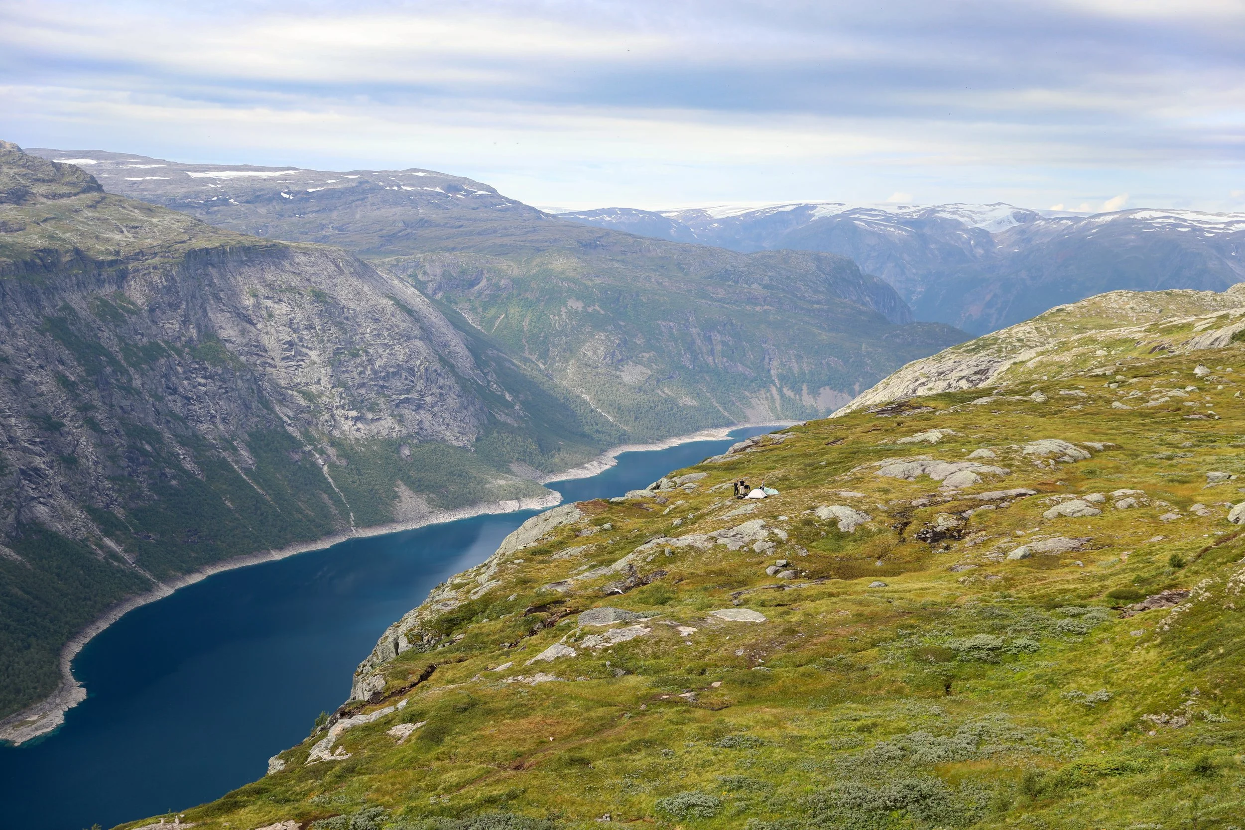 hiking_trolltunga_norway.jpg