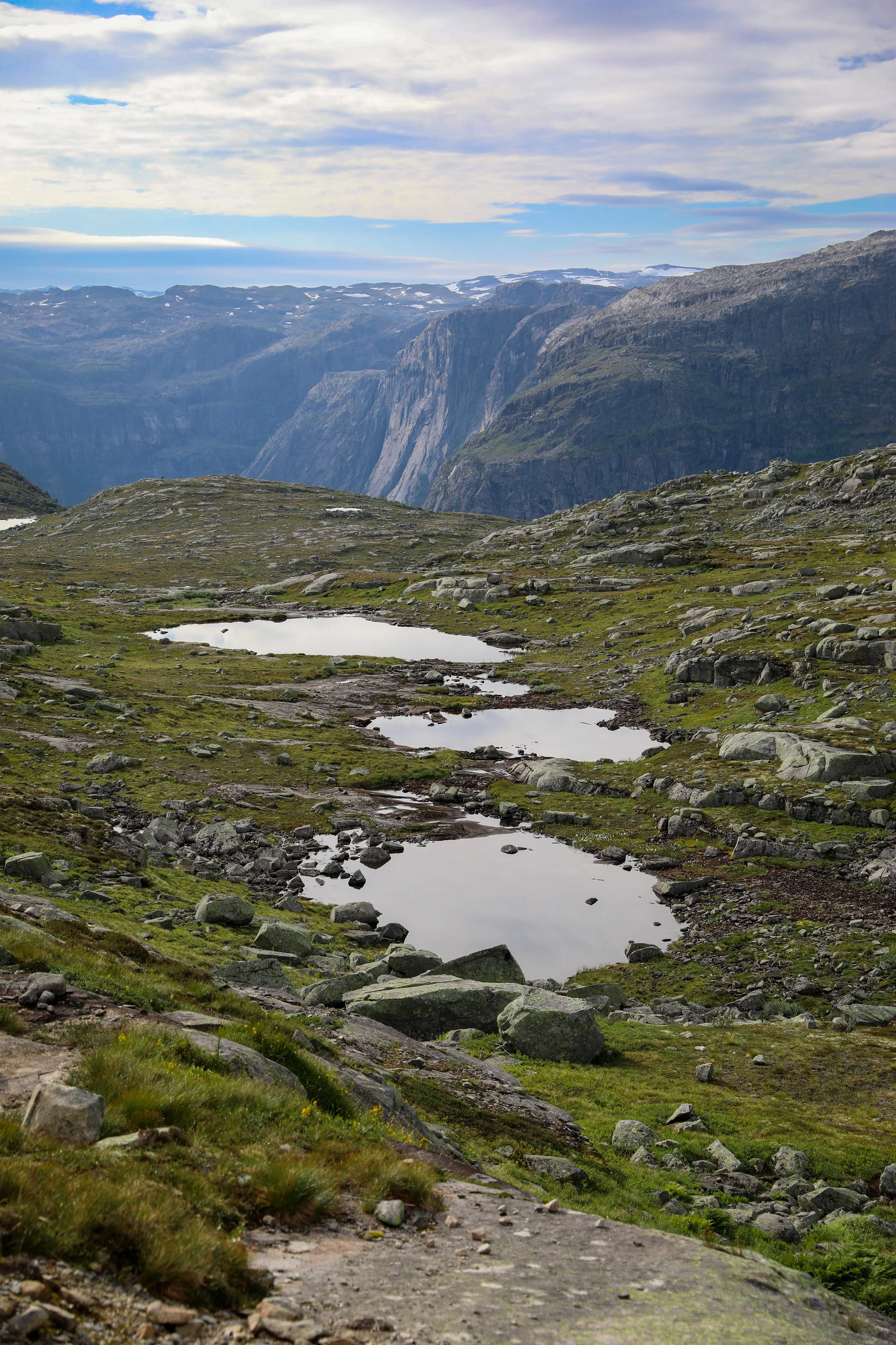 Trolltunga norway hiking lakes.jpg