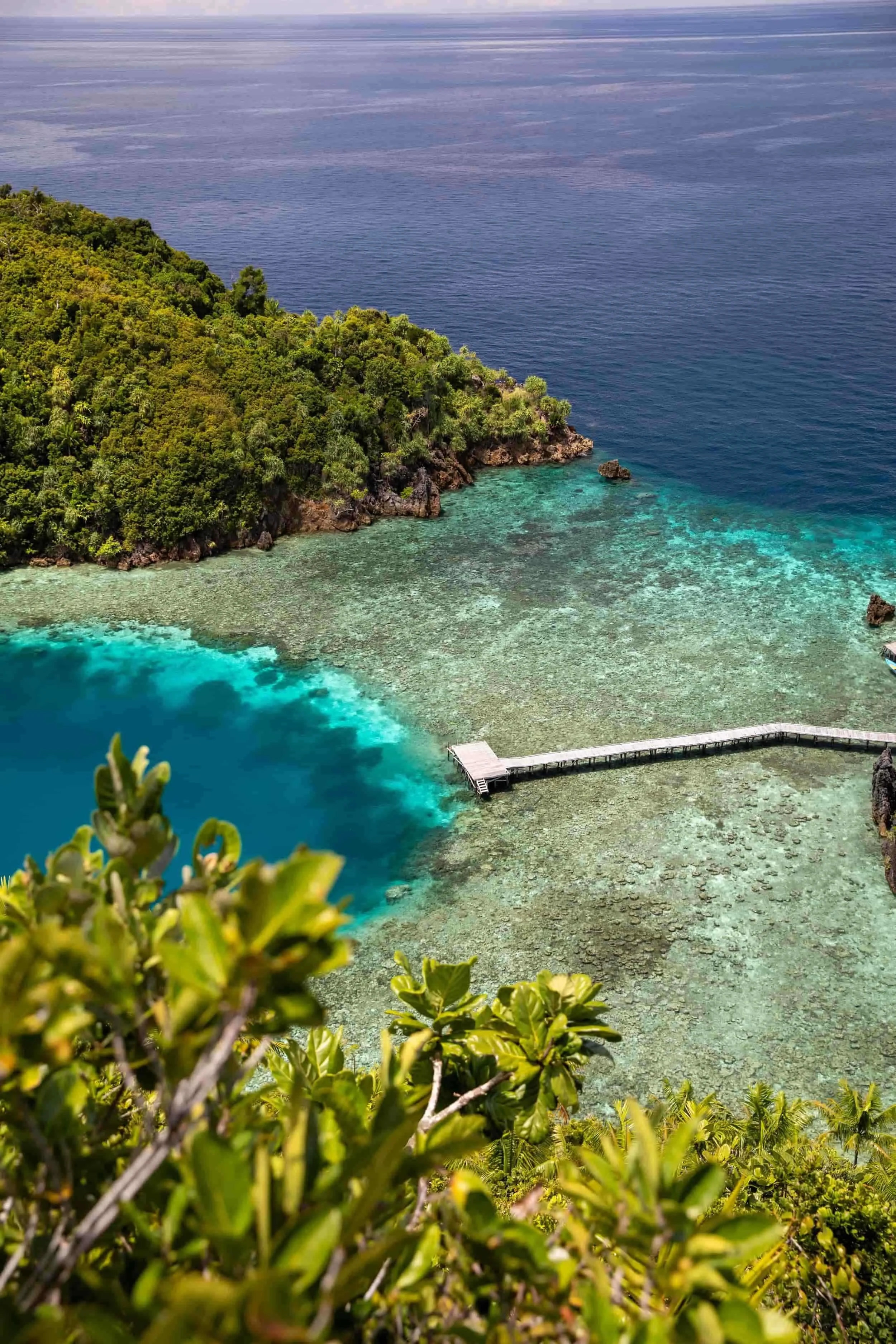 karawapop_love_lake_jetty_compressed_compressed.jpg