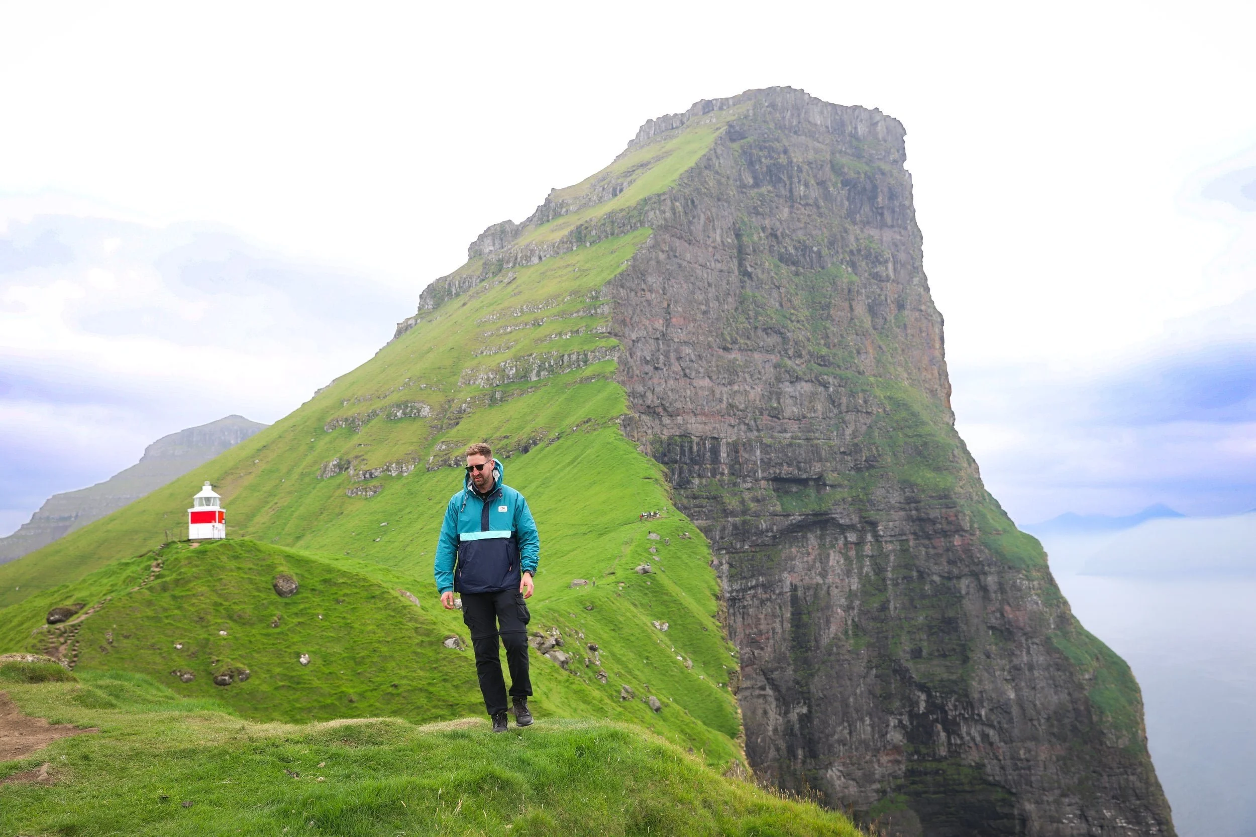 kallur_lighthouse_hike_compressed.jpg