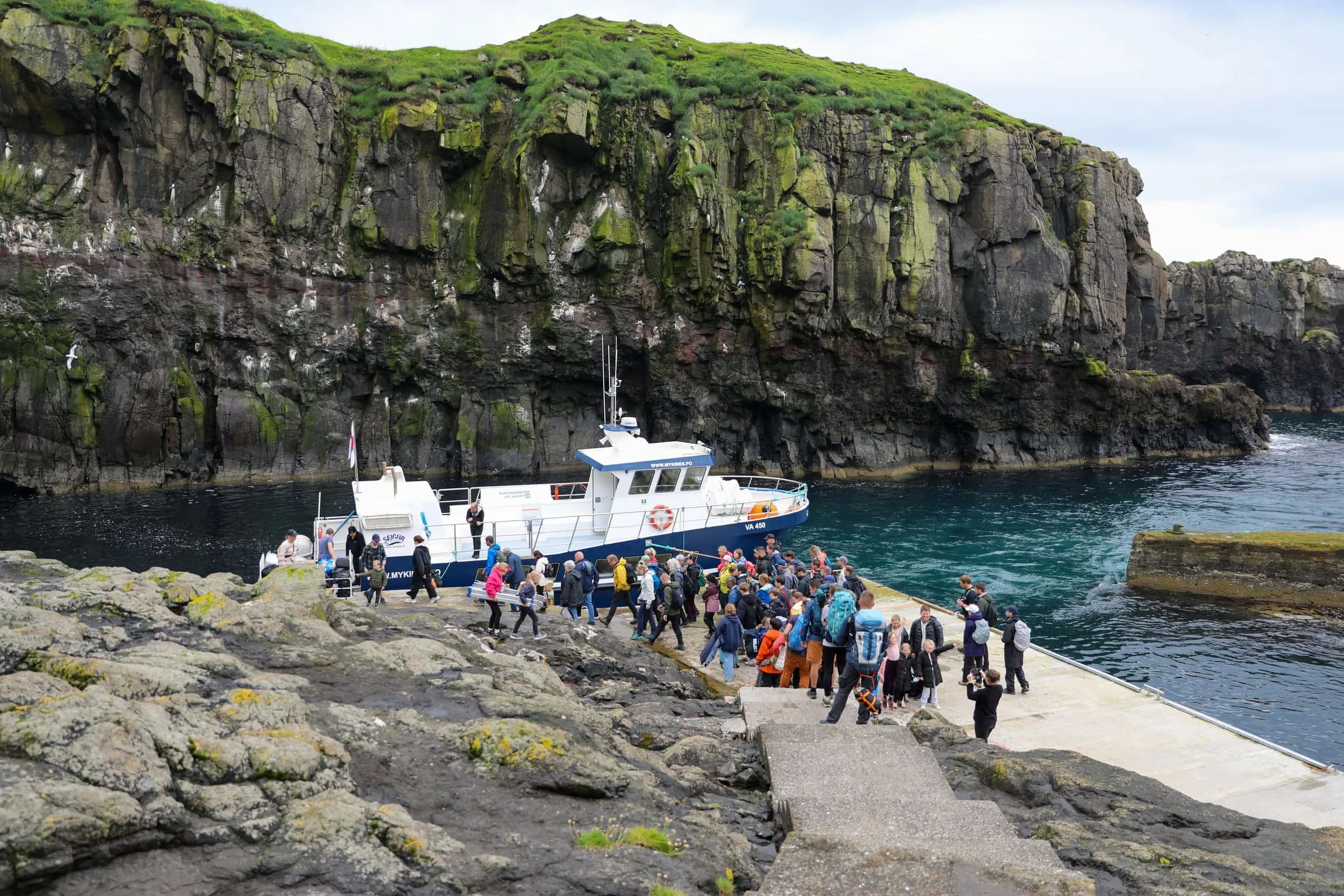 mykines_ferry_port_compressed.jpg