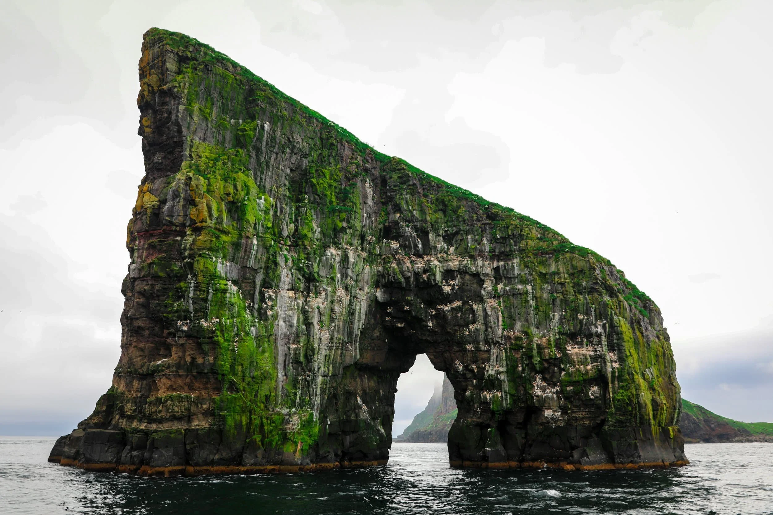 Drangarnir_Sea_Stack_compressed.jpg