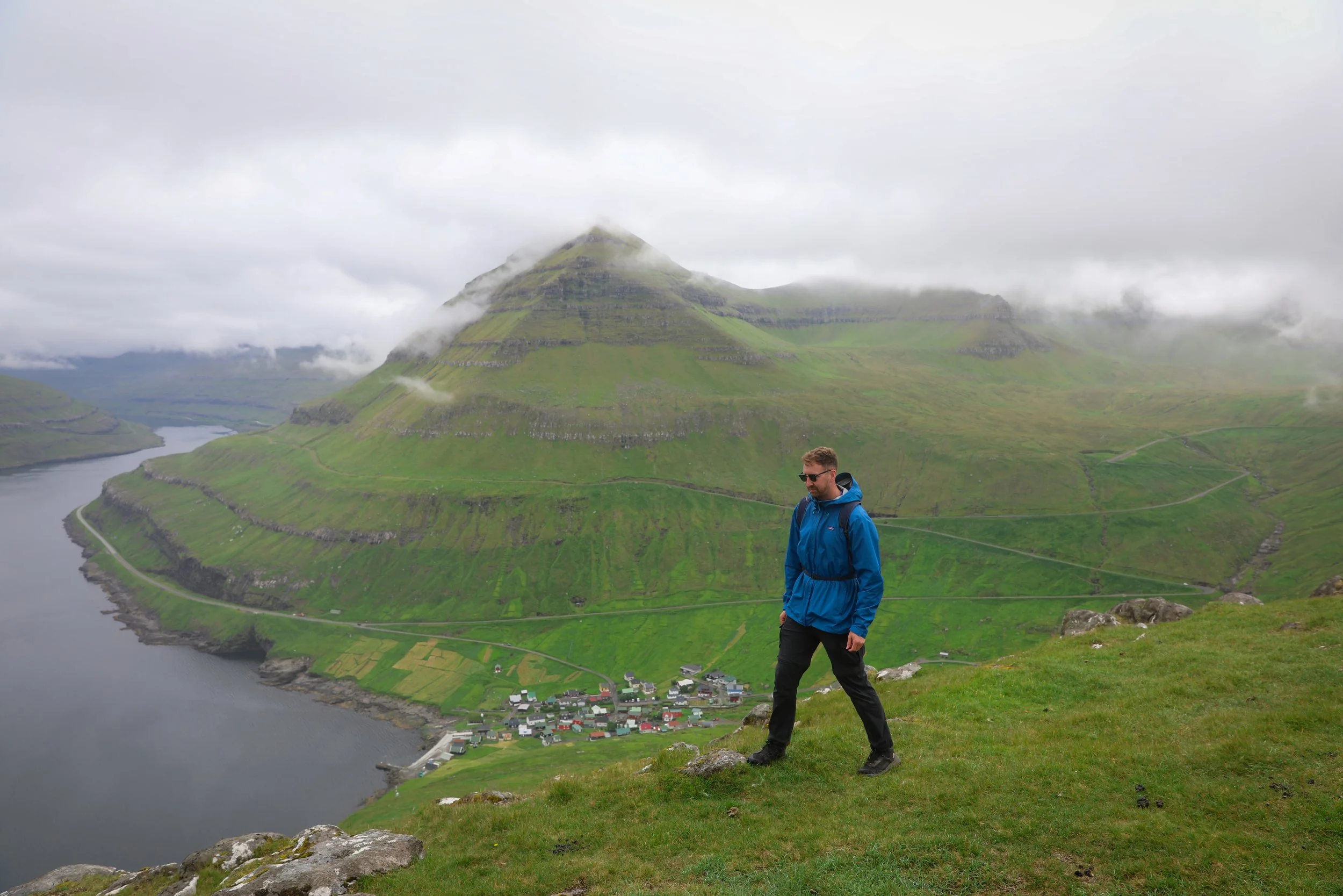 Hvíthamar man on the viewpoint lookout