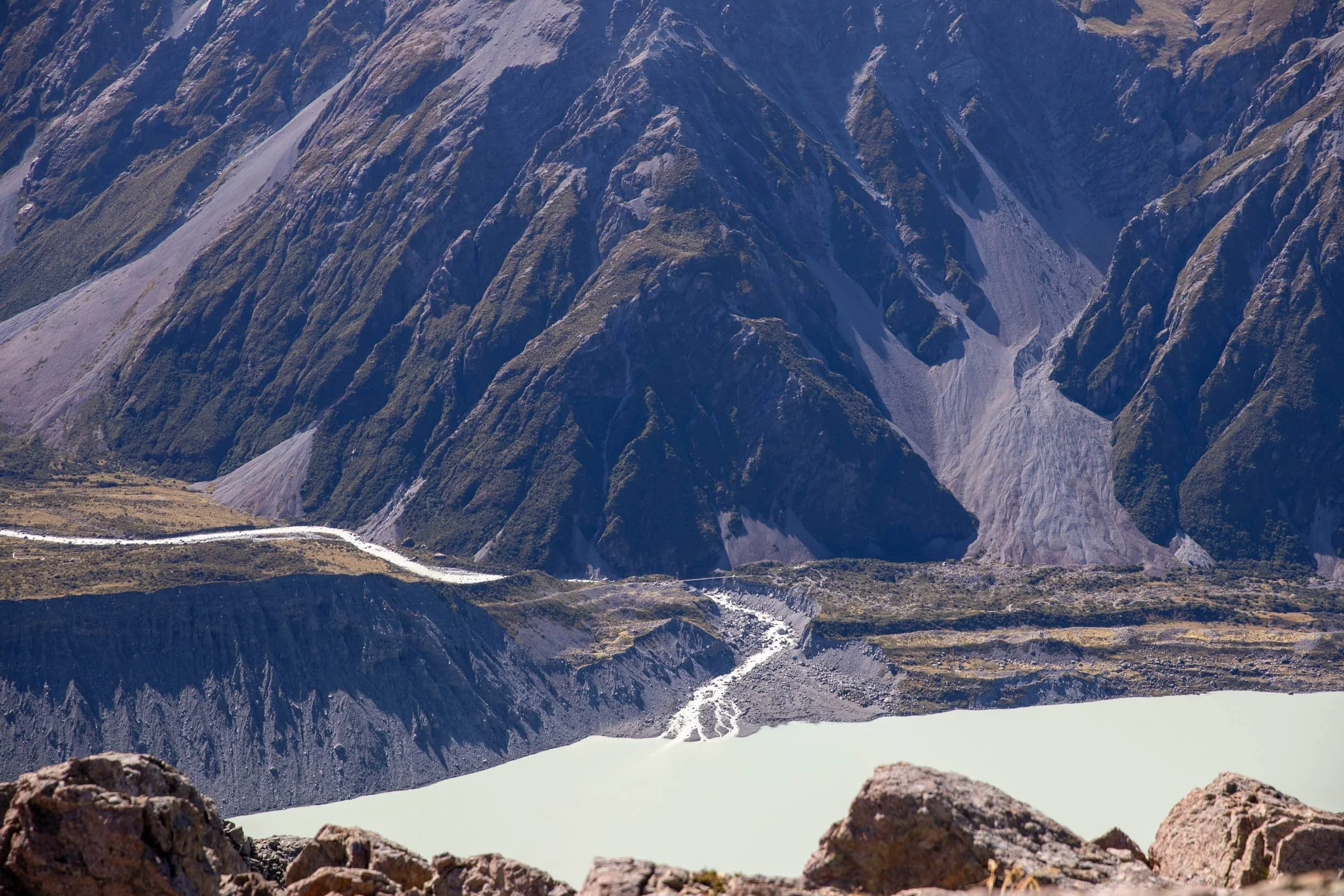 sealy tarns track mount cook new zealand