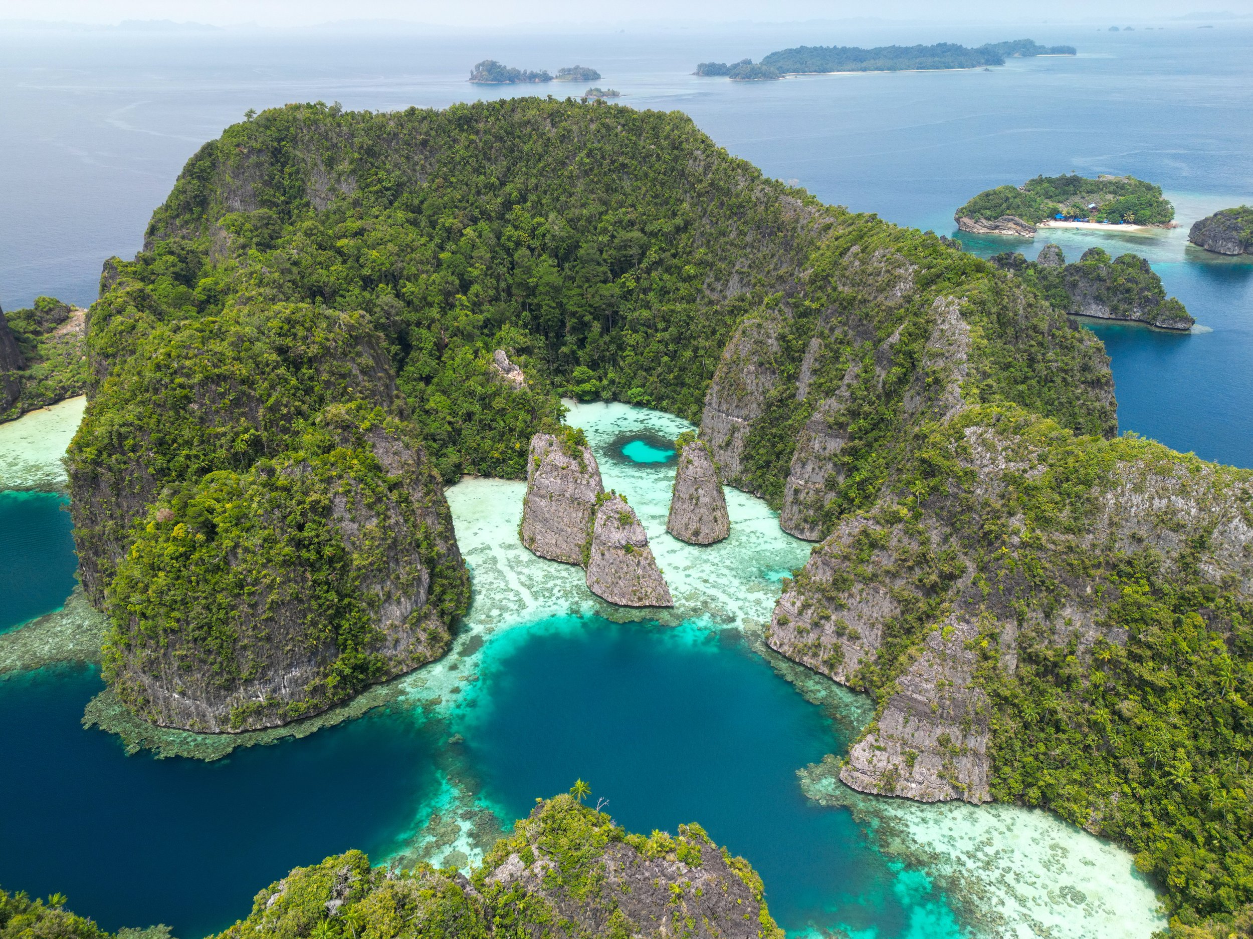 balbulol raja ampat misool drone photo