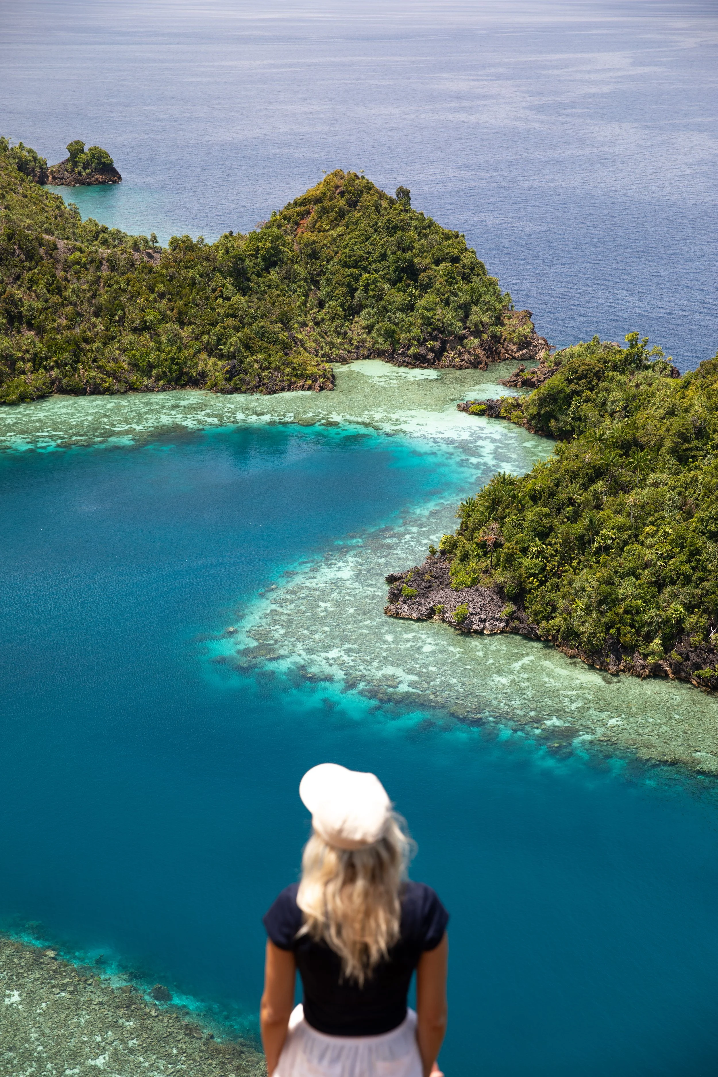 misool_heart_lagoon.jpg