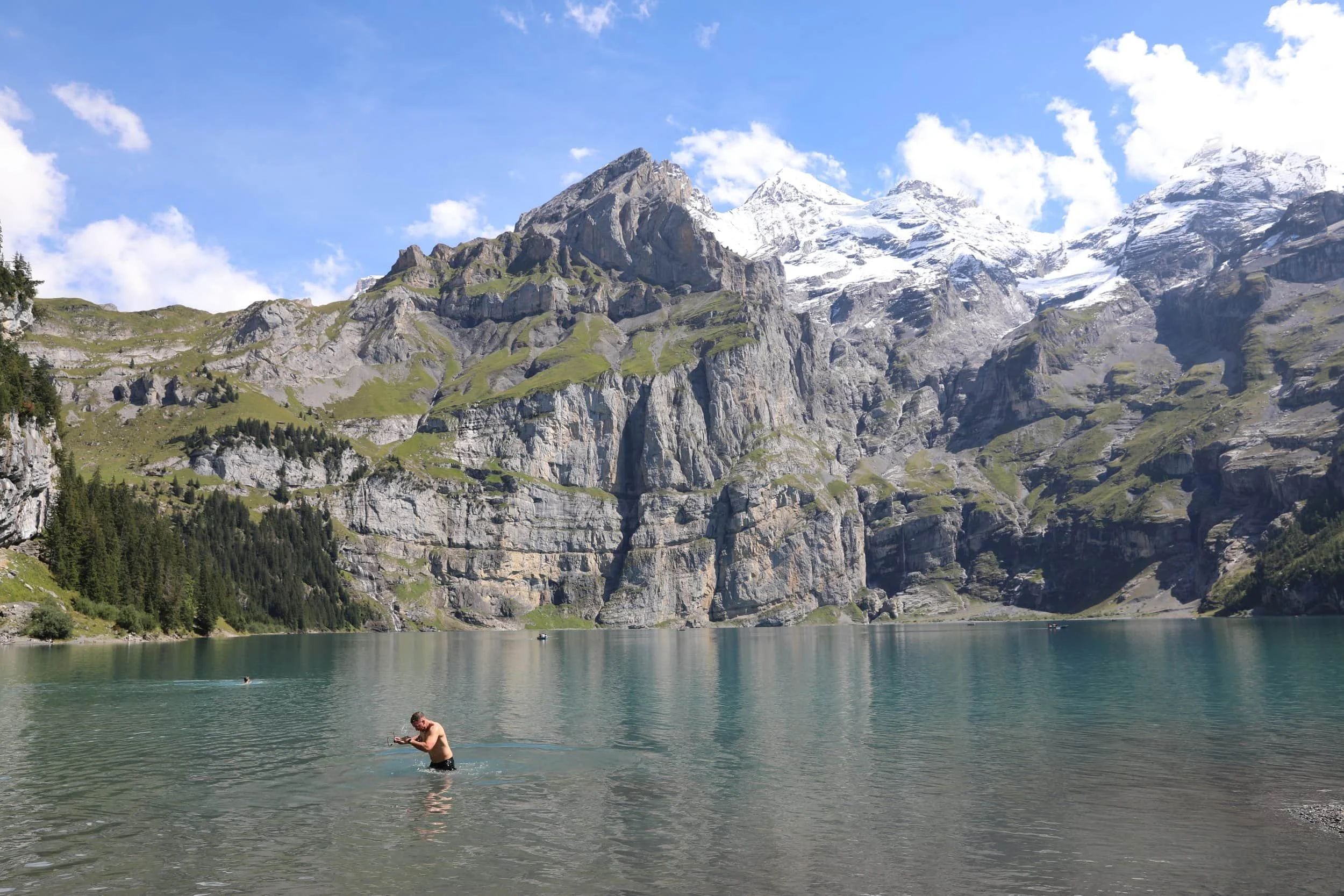 Oeschinensee Hike swiss alps