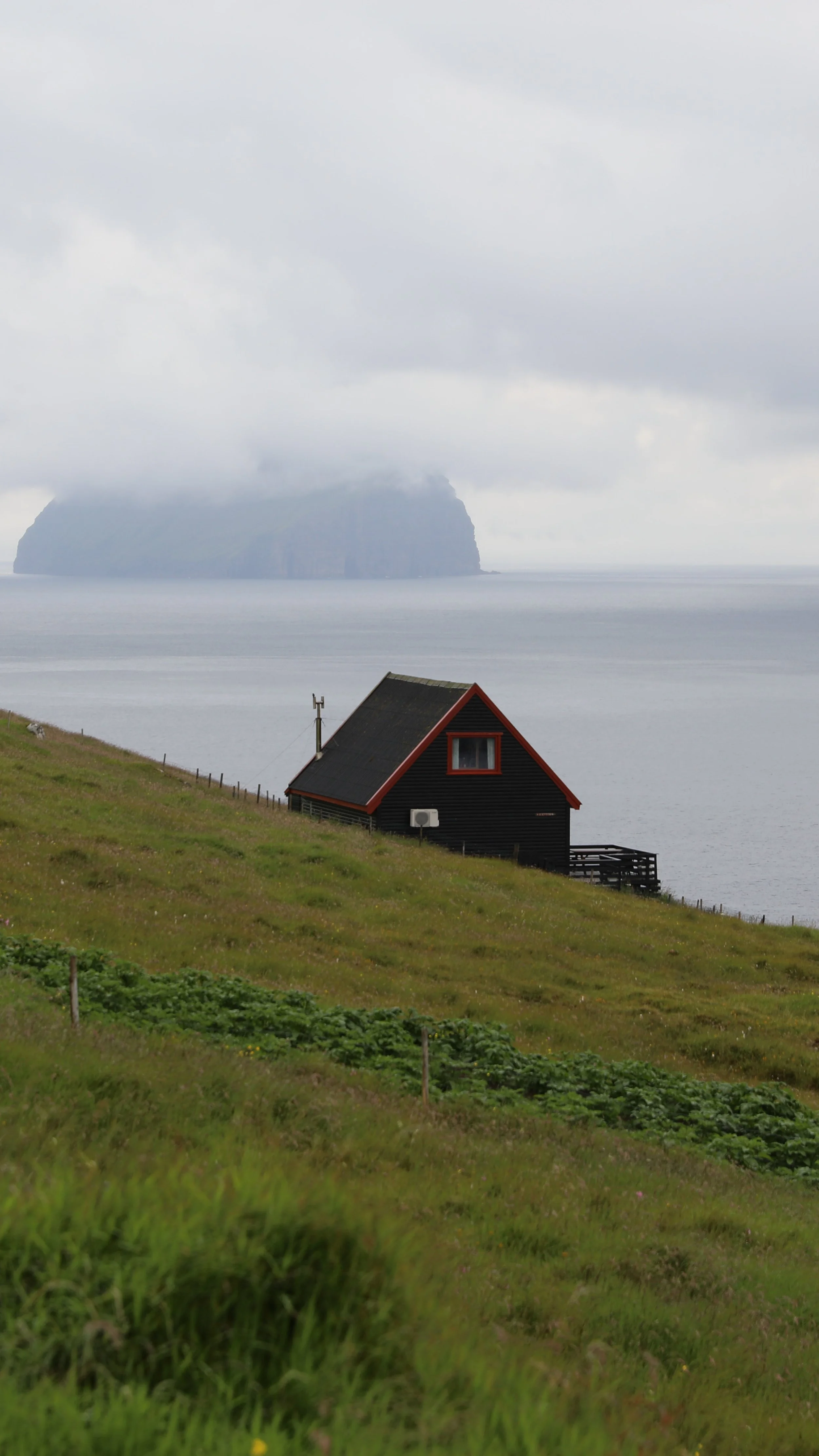 Trøllkonufingur witch's finger faroe islands
