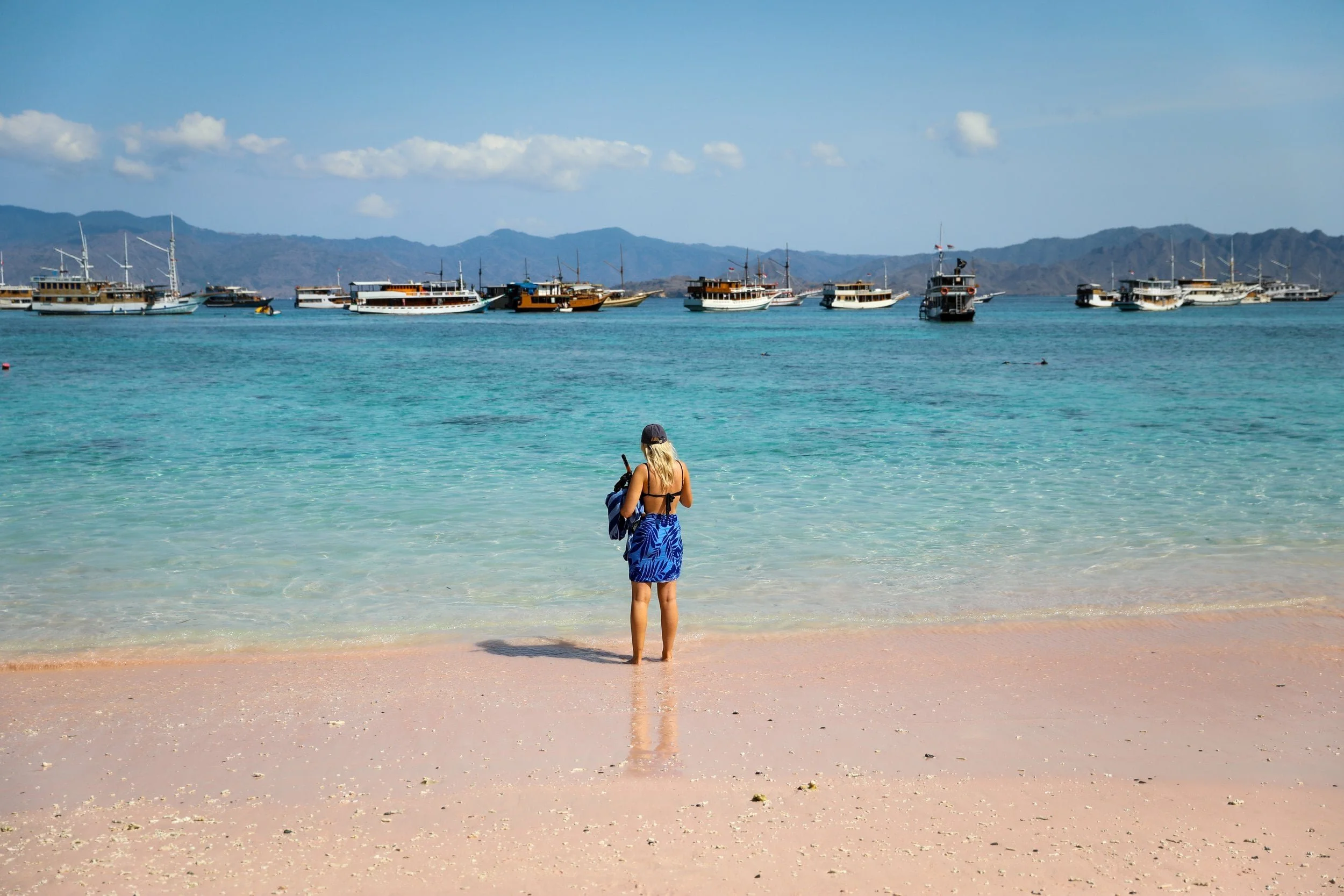 pink beach padar island komodo islands