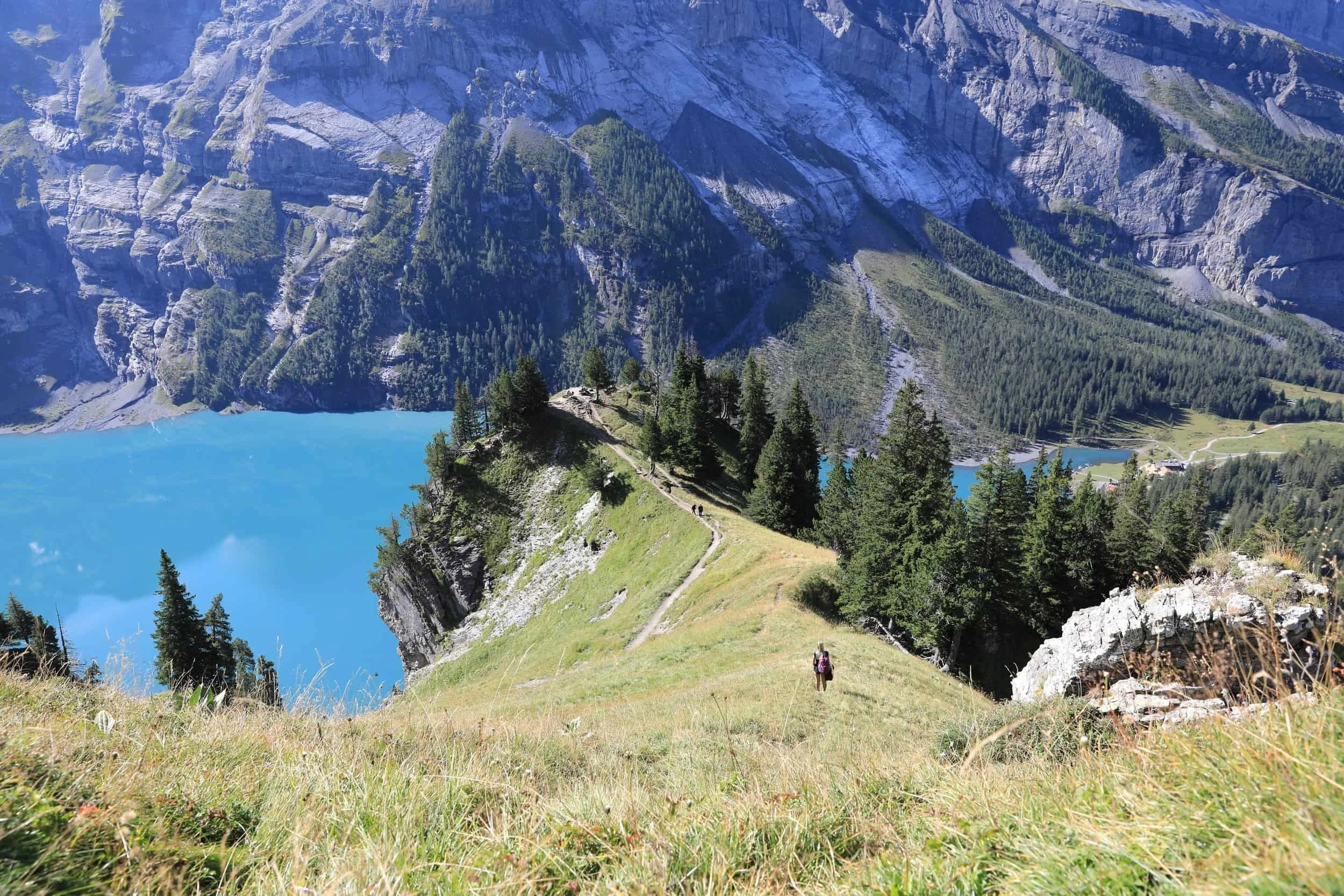 Oeschinensee Hike swiss alps