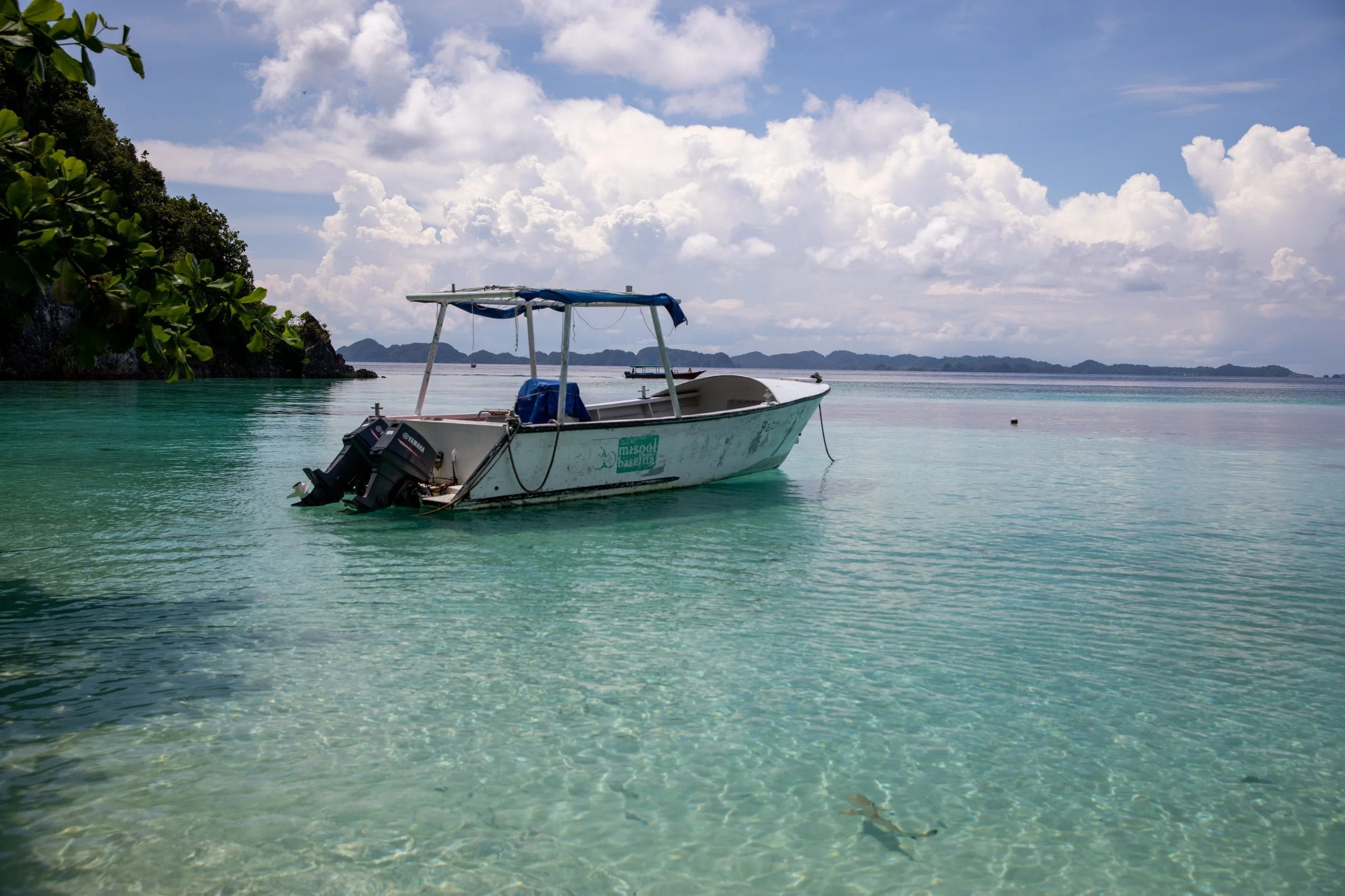 kalig beach misool raja ampat