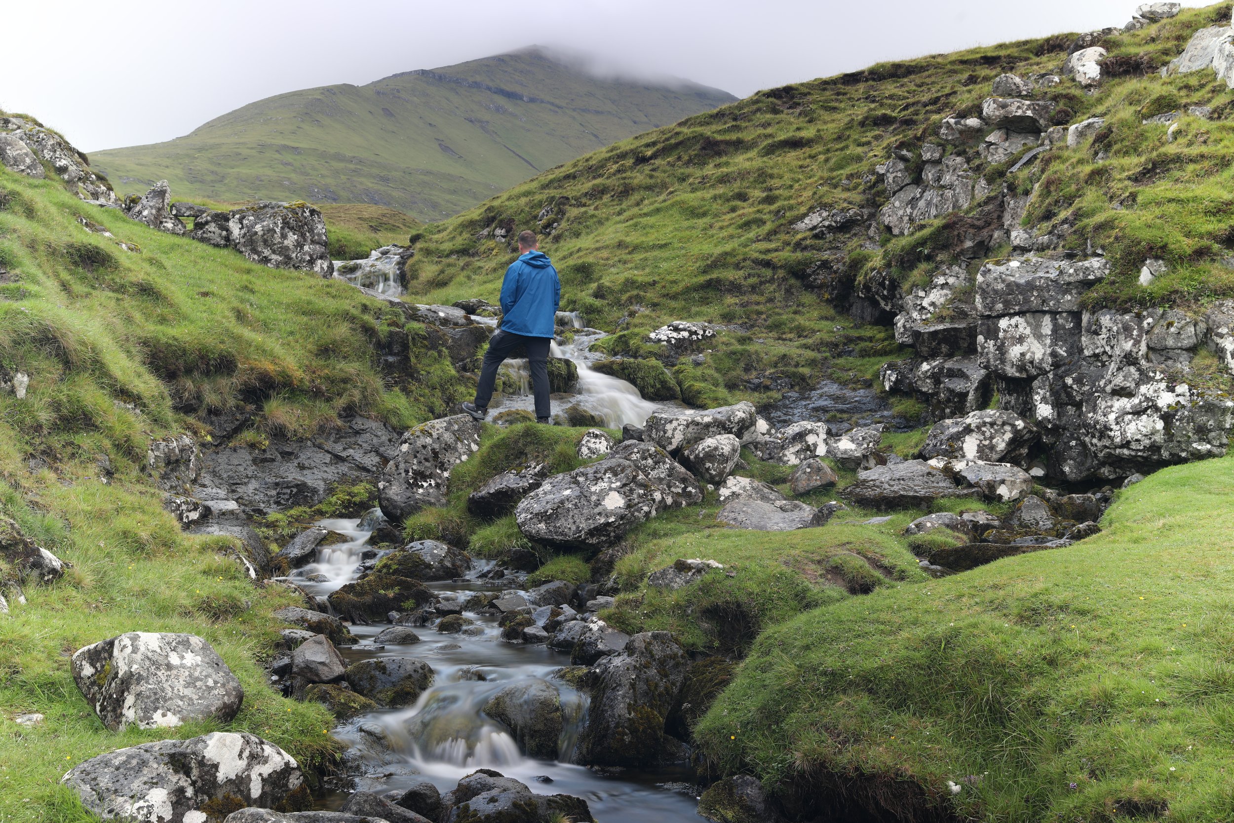 Stream next to Trollkonufingur