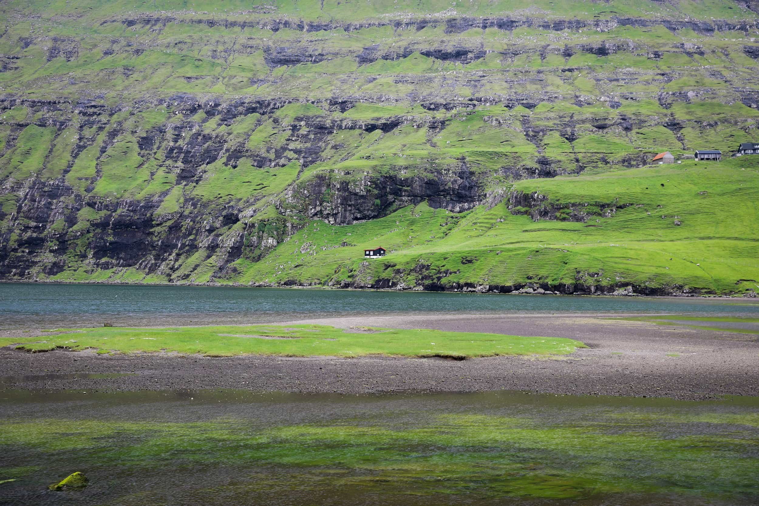 saksun lagoon faroe islands