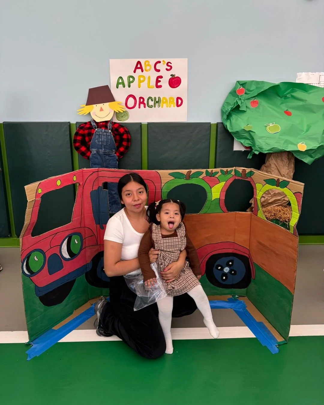 Some days we go to the orchard, other days we bring the orchard to us! ABC&rsquo;s Early Childhood Home-Based team organized an &ldquo;apple picking&rdquo; event at our Echo Park gym. In addition to some tasty apple bites, the children practiced thei