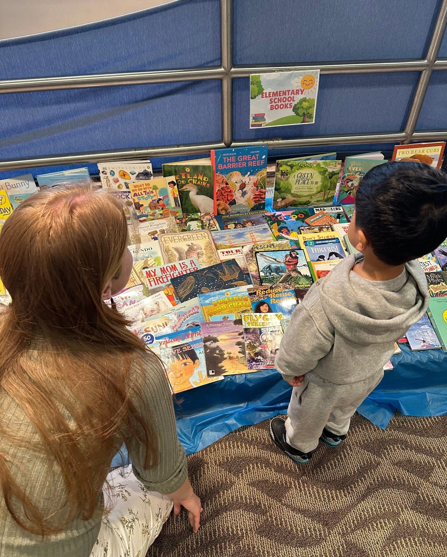 Happy belated Earth Day! 🌎 While celebrations were underway across our programs yesterday, ABC&rsquo;s Fast Break Children&rsquo;s Mental Health Clinic in the Bronx hosted a particularly special event: an Earth Day Book Fair! 

ABC staff, families a