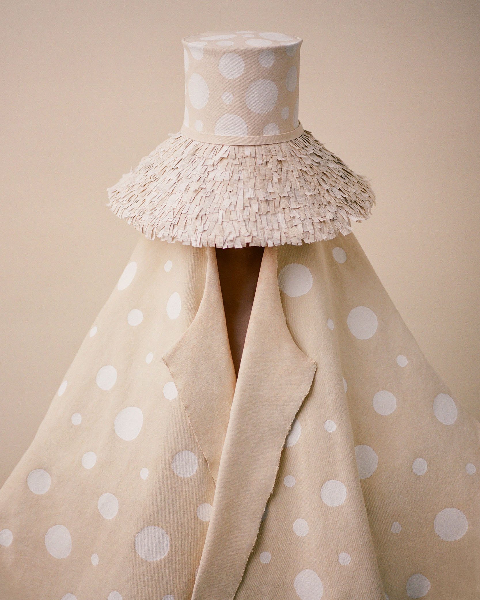 soft-structure-02-conceptual-portrait-luisa-del-valle.jpg