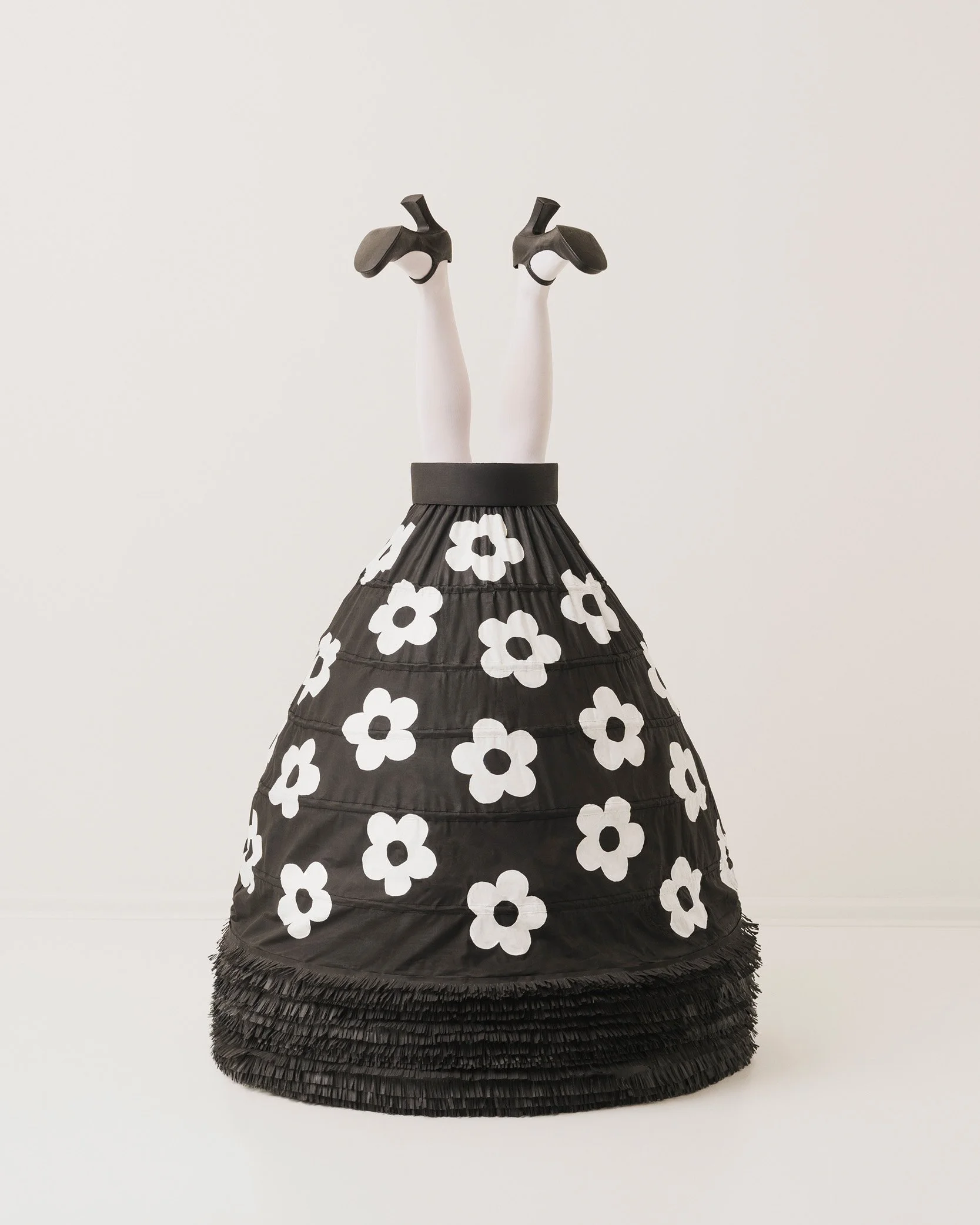 conceptual-portrait-upside-down-legs-floral-skirt-minimal-fine-art-luisa-del-valle.jpg