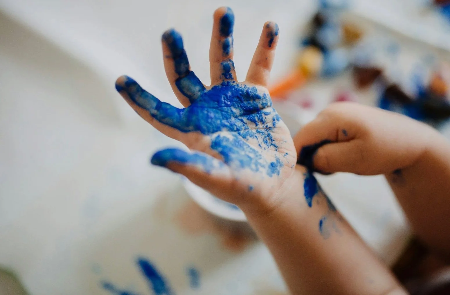 What Is Emergent Curriculum? (And Why Your Kid Loves It)