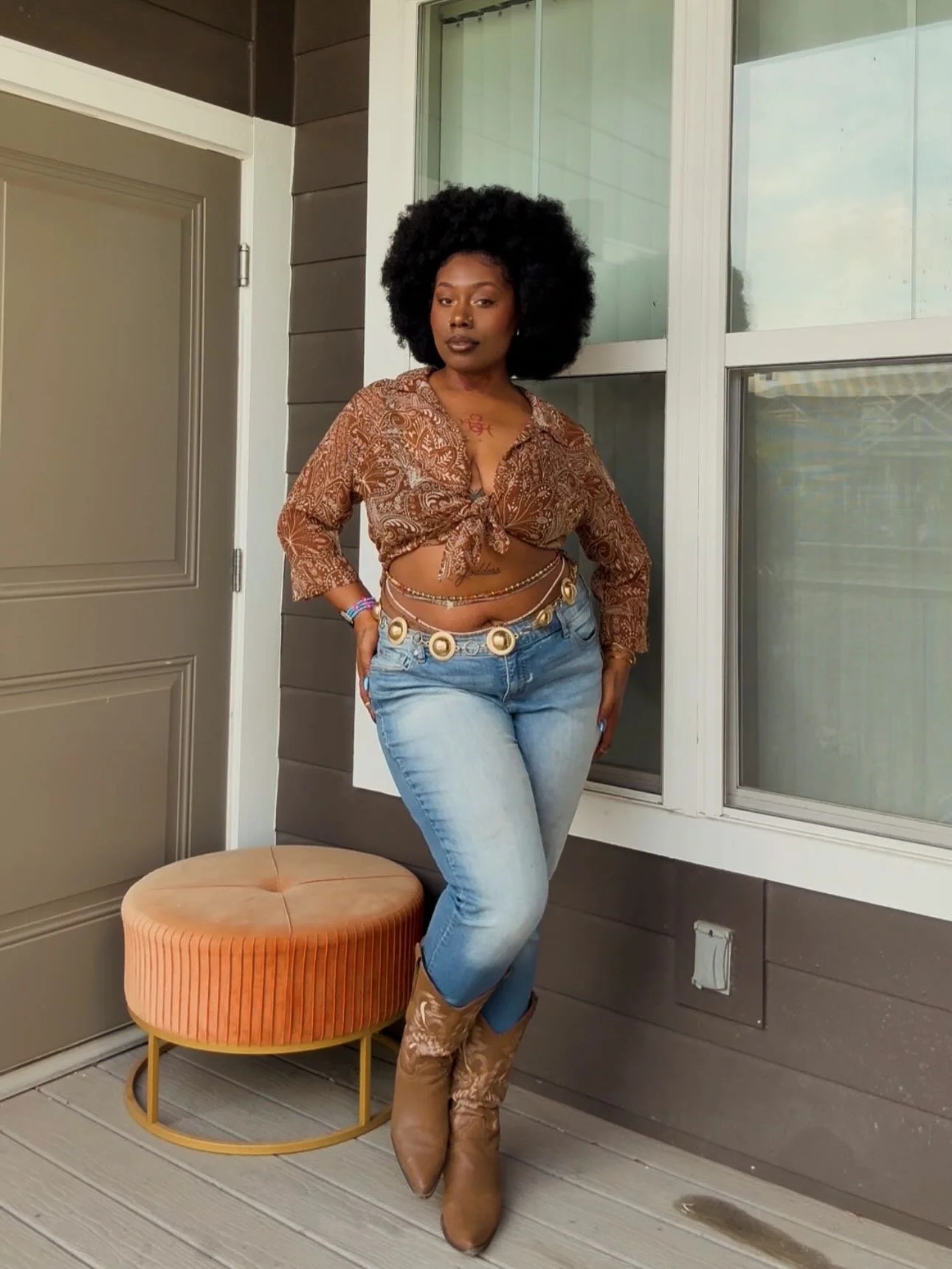 flawless, brown, &amp; profound. dropping new heat* soon. 

*blogs, services, content &amp; merch.
mamaztheguru.com 
-
#ootd #nashville #fyp #grwm