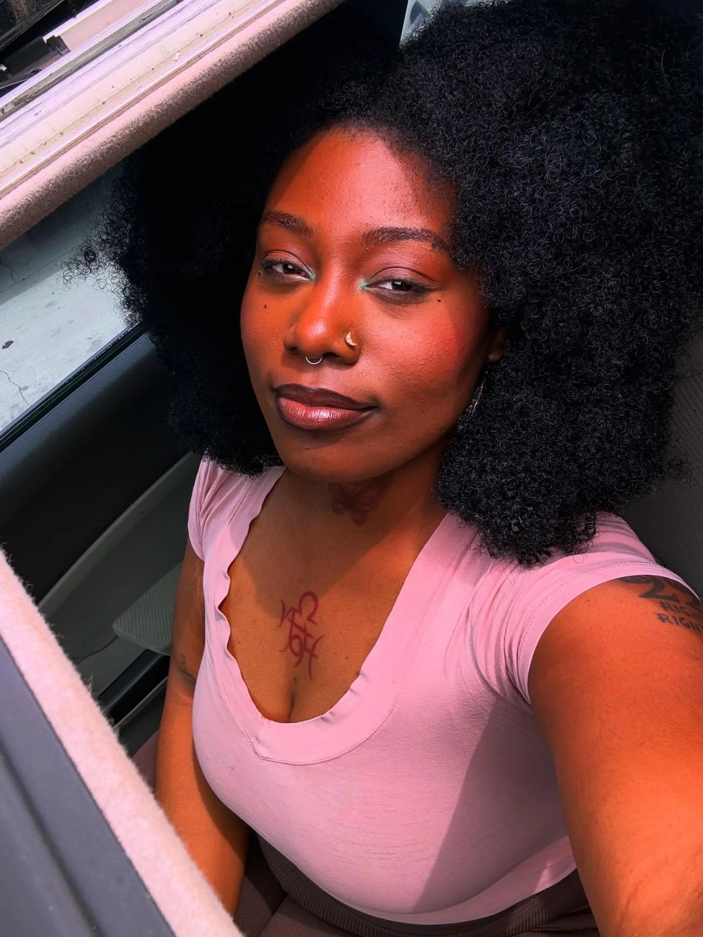 Me, and also.... me. Nice to meet you (again). 👋🏾 
mamaztheguru.com 
-
#selfcare #mentalhealth #fyp #selfhelp #nashville