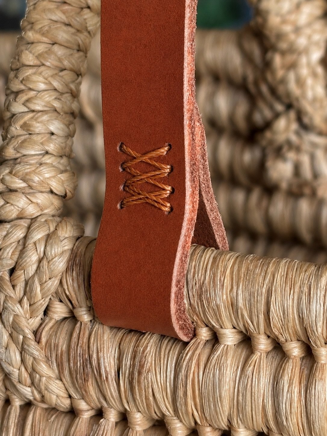 Do you have a bag you love but never use because the straps are too short, too long, broken&hellip; or there aren&rsquo;t any at all?

I loved both of these basket bags, but neither was particularly practical. A couple of new leather straps later and