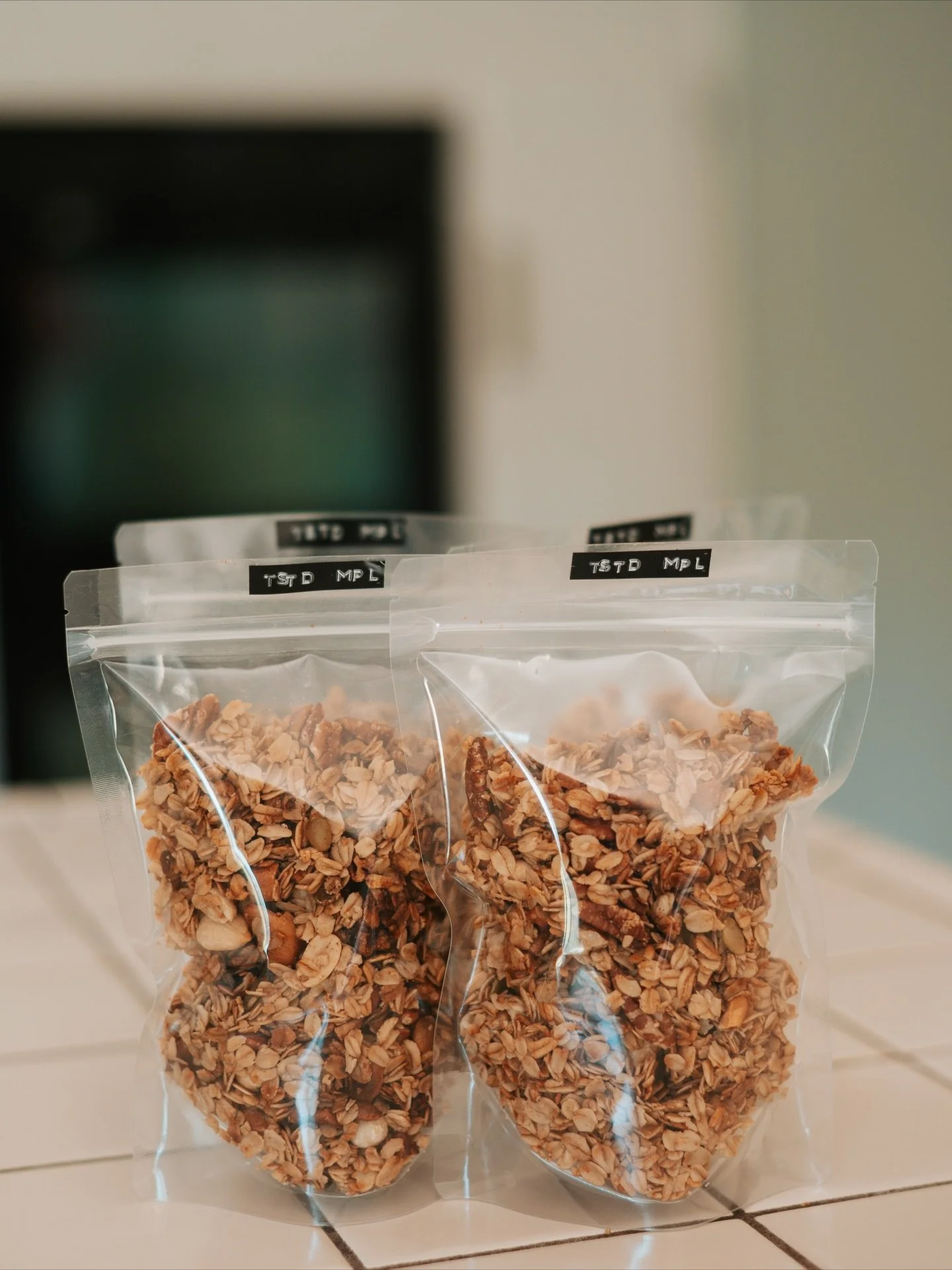 LAST CHANCE to order &amp; recieve your TSTD MPL before Thanksgiving. 🍗

🍁Crafted with 100% pure maple, our clean-ingredient granola is ideal for pre-meal snacking, thoughtful host gifting, and/or sprinkling atop your fall pie &amp; vanilla ice cre