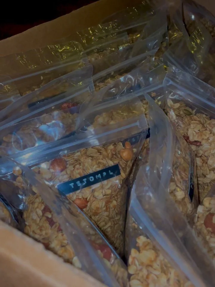 Christmas is HERE. ❤️🎄&amp; Toasted Maple is proud to be your stalking stuffer, Santa drop-off, and/or your holiday hosting snack.

Orders have been wildin&rsquo; - thank you for everyone who is supporting our mission: healthy, clean, artisan- based