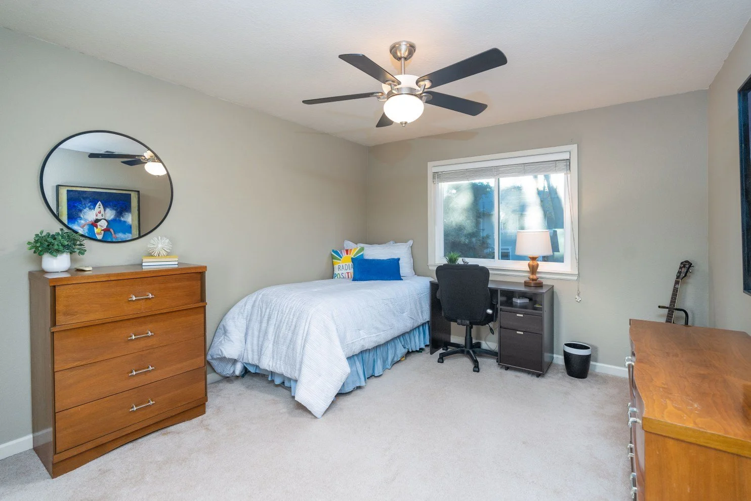 28-Bedroom-Surf-to-Window.jpg